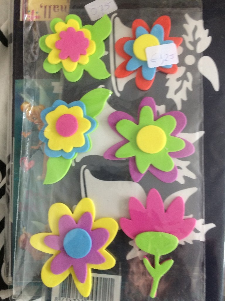 6 bloemenfiguurtjes van foam, Ophalen of Verzenden, Nieuw, Knutselmateriaal