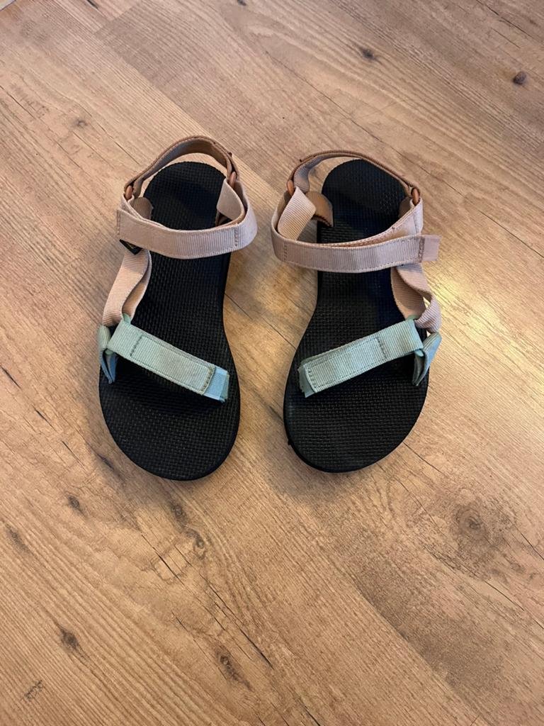 Teva’s maat 39/40, Kleding | Dames, Schoenen, Gedragen, Groen, Sandalen of Muiltjes, Ophalen of Verzenden