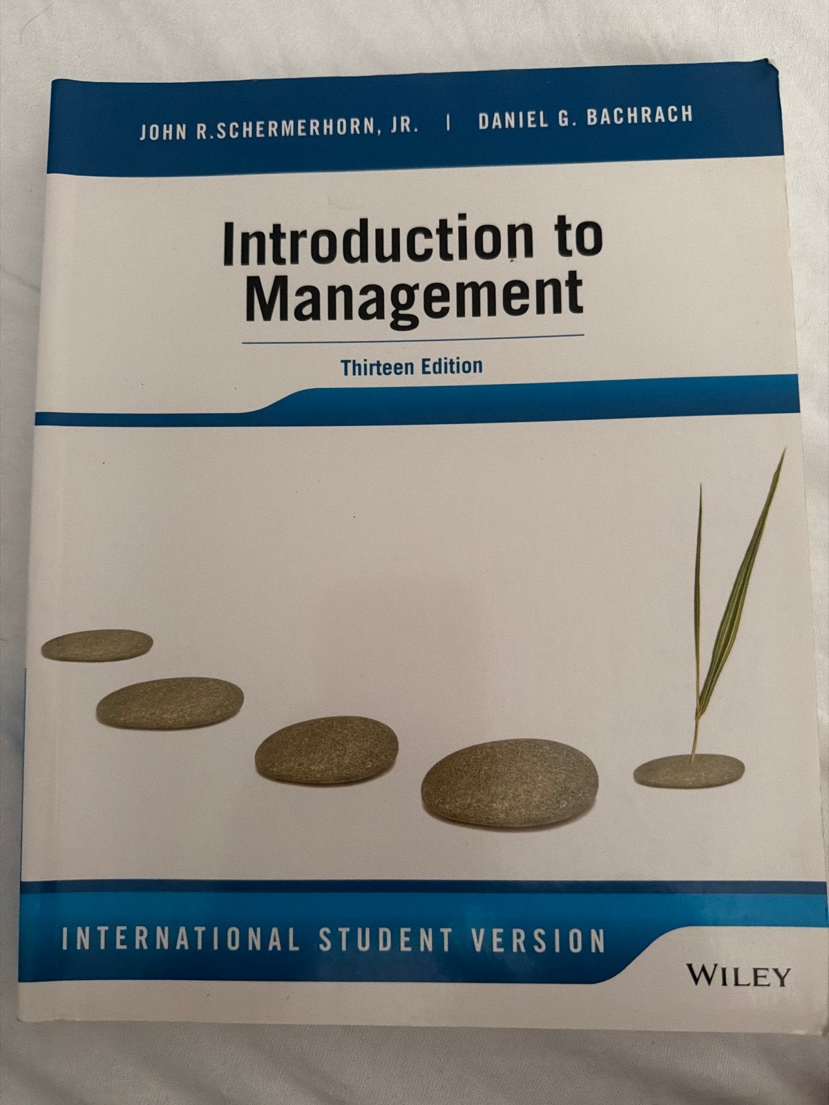 Introduction to Management - Dertiende Editie, Ophalen of Verzenden, Gamma, Gelezen, HBO