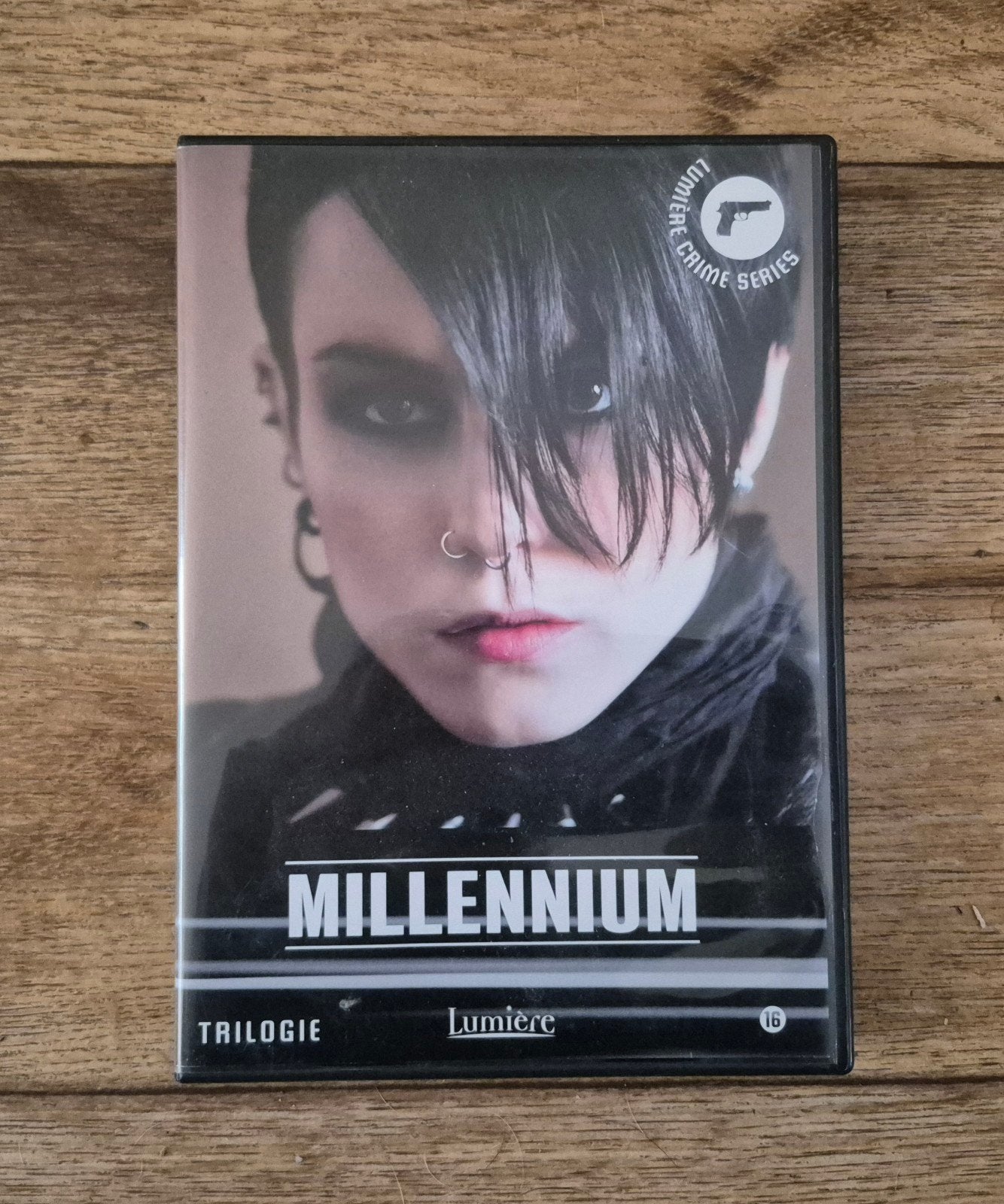 Millennium Trilogie DVD Boxset - Lumière Crime Series, Vanaf 16 jaar, Nederlands, Ophalen of Verzenden, Zo goed als nieuw