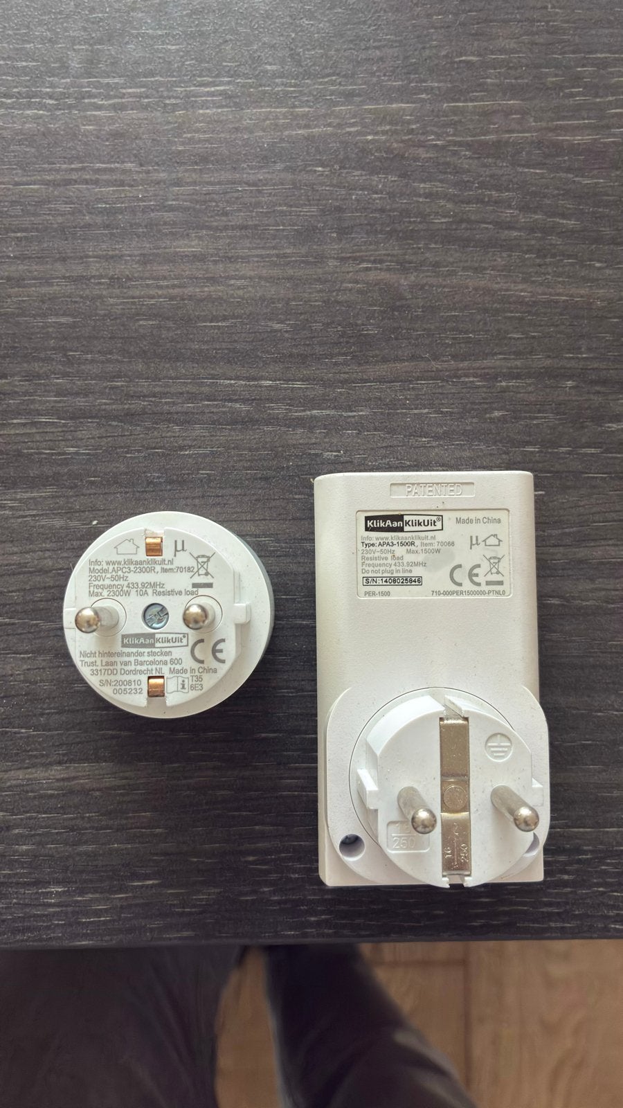 KlikAanKlikUit stopcontactschakelaars (2 stuks), Ophalen of Verzenden, Gebruikt