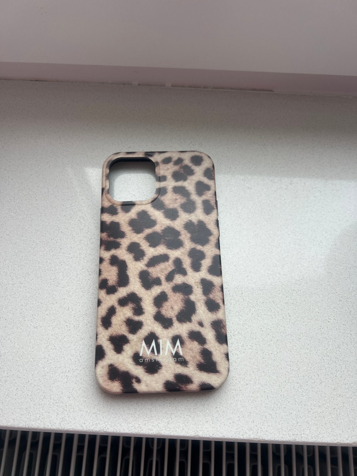 MIM Amsterdam Leopard Hoesje voor iPhone 12, Kunststof, Overige merken, Hoesje of Tasje, Ophalen of Verzenden