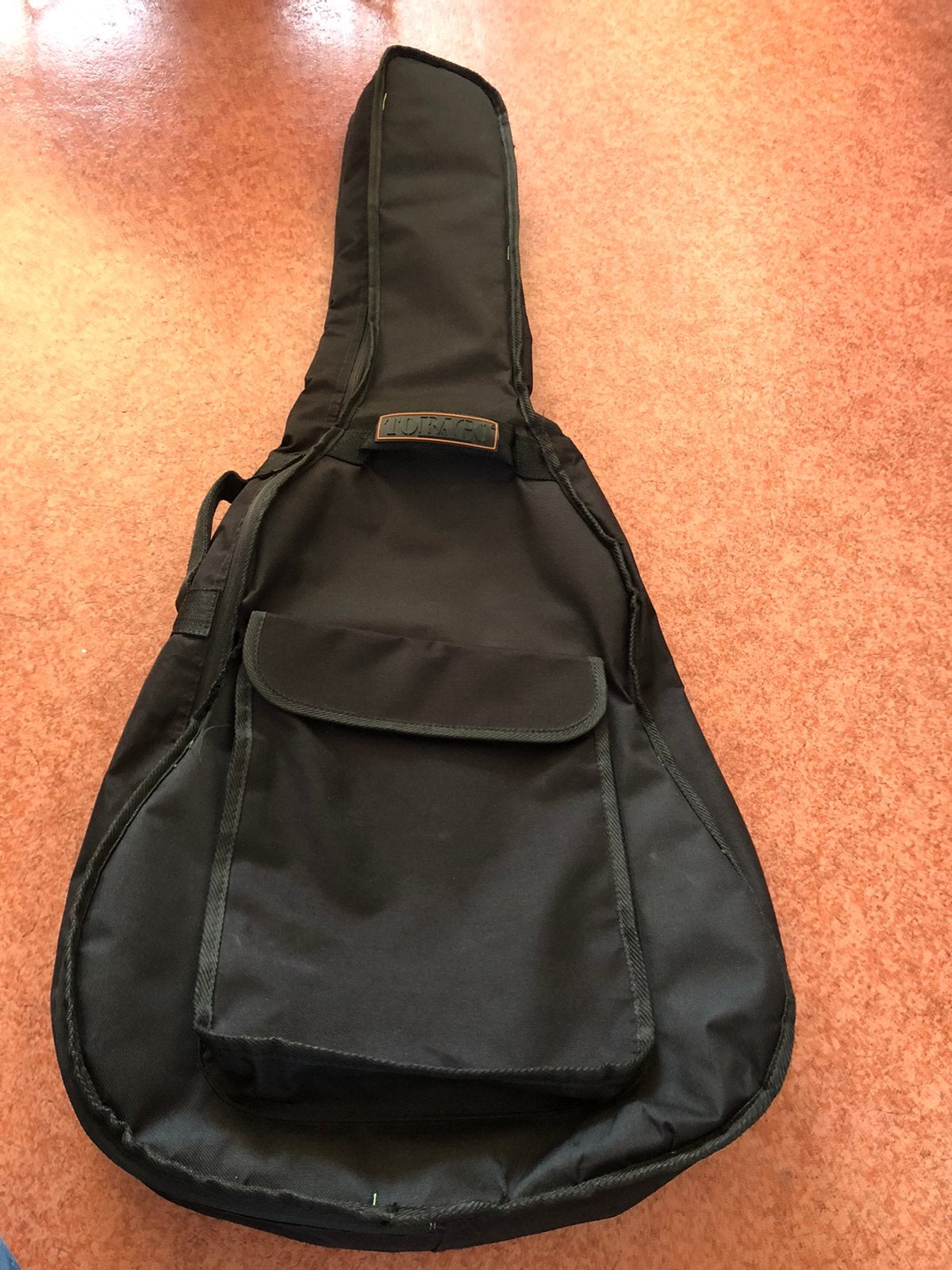 Nette gevoerde gitaarhoes Tobago, Muziek en Instrumenten, Ophalen, Zo goed als nieuw, Akoestische gitaar