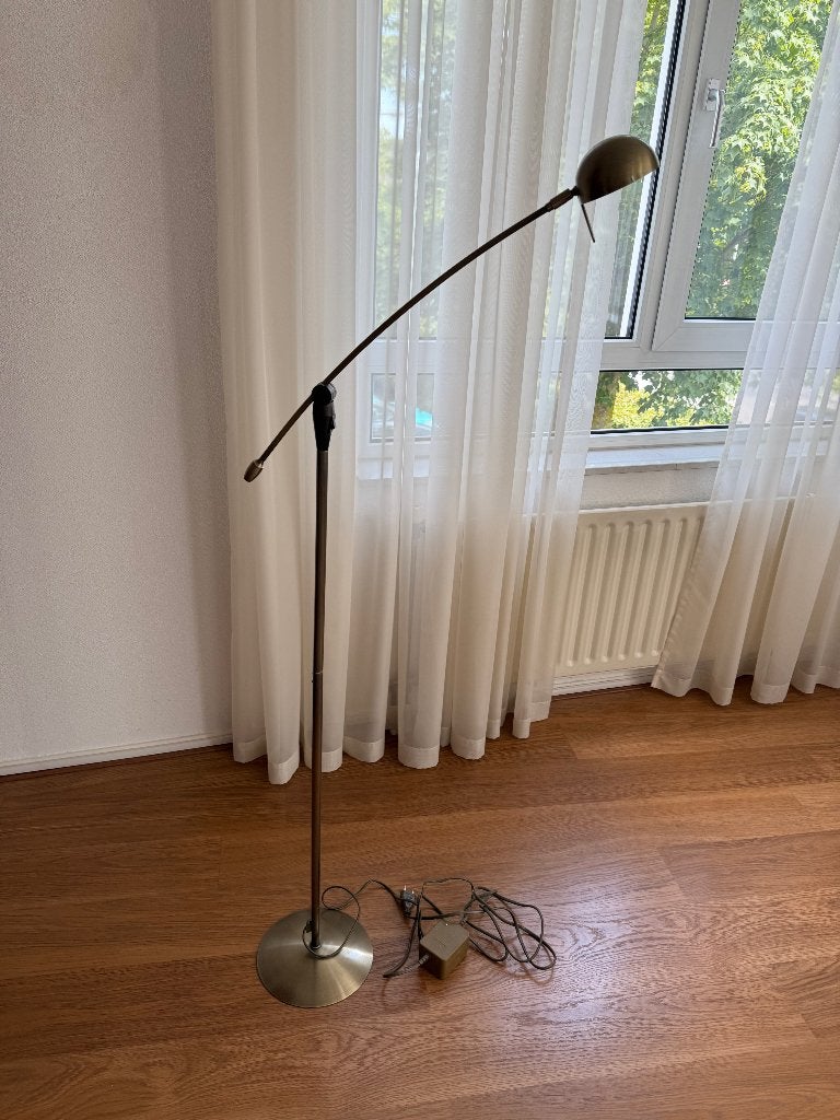 Vintage messing vloerlamp met verstelbare arm, Huis en Inrichting, Lampen | Vloerlampen, Ophalen, Gebruikt, Vintage, Modern, Industrieel