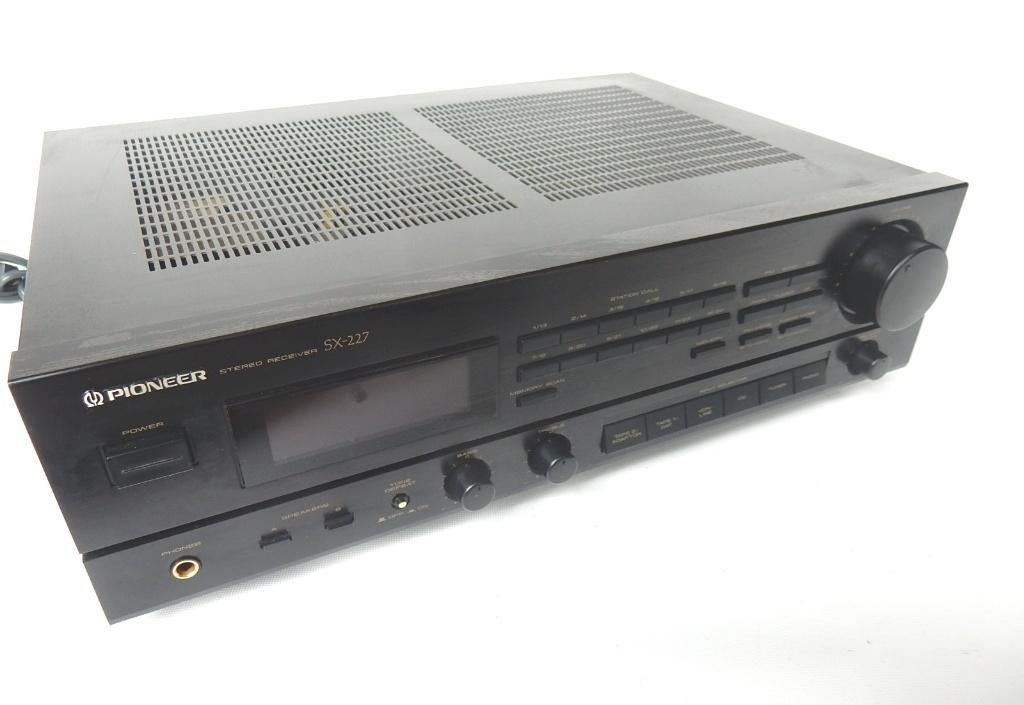 Pioneer SX-227 mooie Stereo kwaliteit Receiver., Gebruikt, Ophalen of Verzenden, 60 tot 120 watt, Pioneer