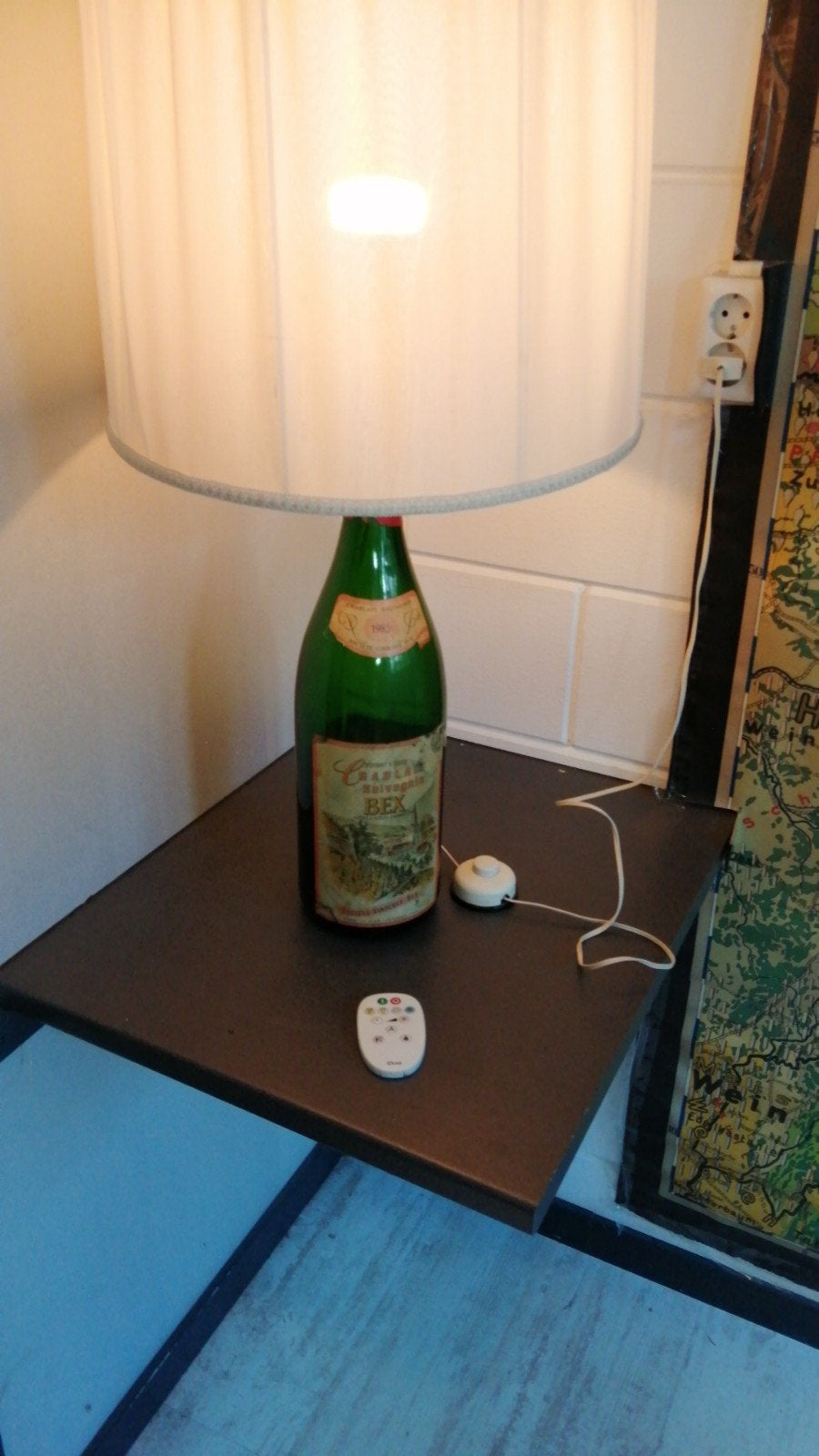 Xxl oude wijnfles als lamp totale hoogte 80 cm mooie staat., Gebruikt, Art deco, Glas, X