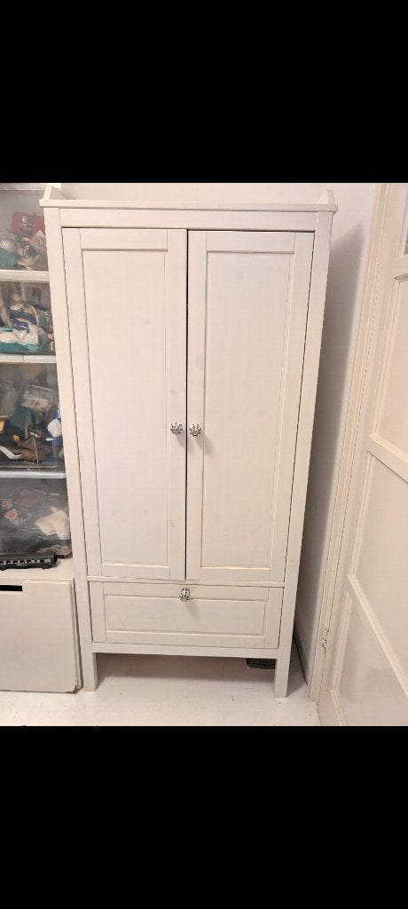 Ikea kinder kledingkast Sundvik 80x50x171, 50 tot 100 cm, Zo goed als nieuw, Strak maar sfeervol, 50 tot 75 cm