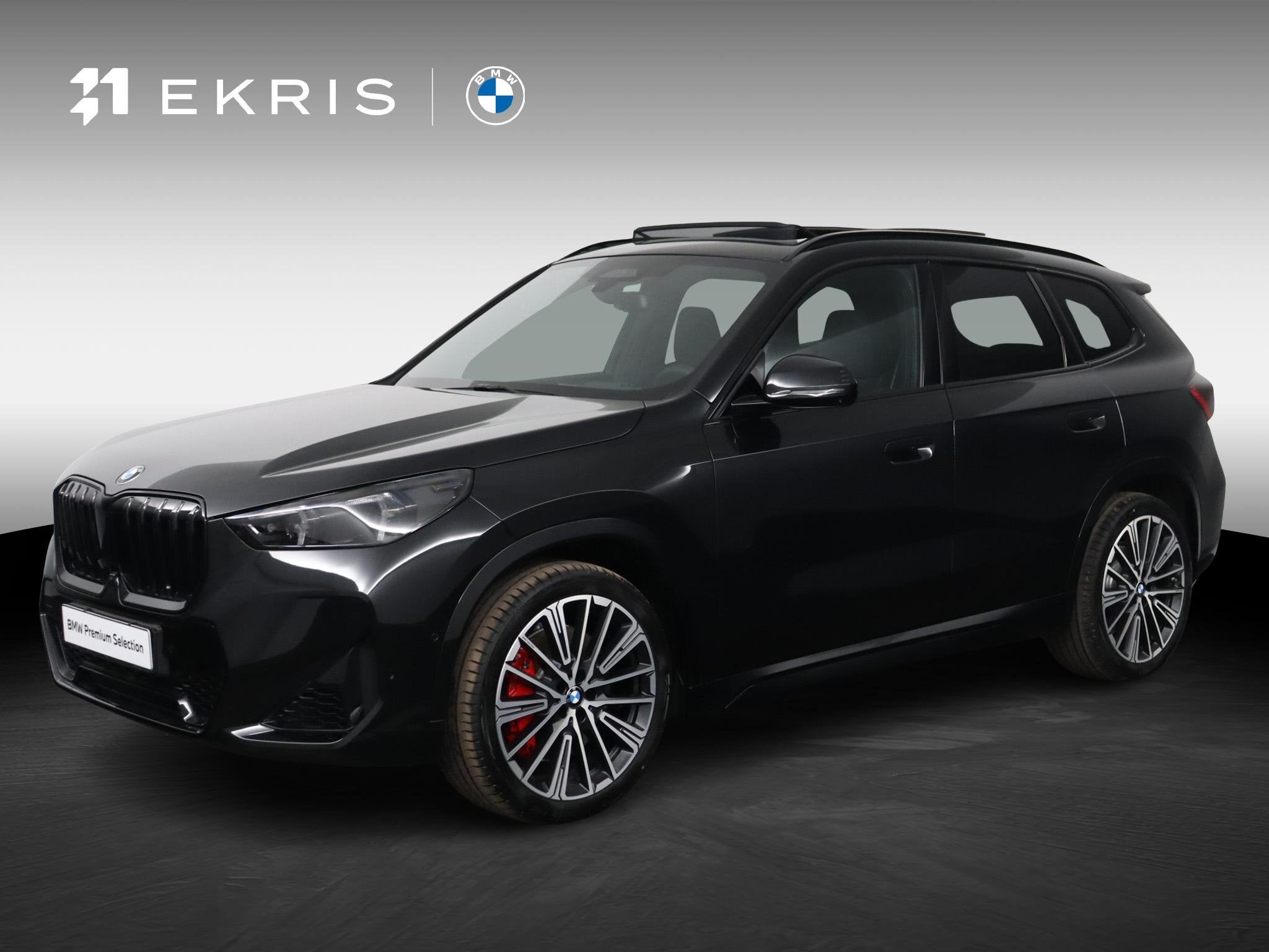 BMW X1 xDrive23i | M Sportpakket Pro | Innovation Pack | Com, Auto's, 1998 cc, Stof, 4 cilinders, Zwart