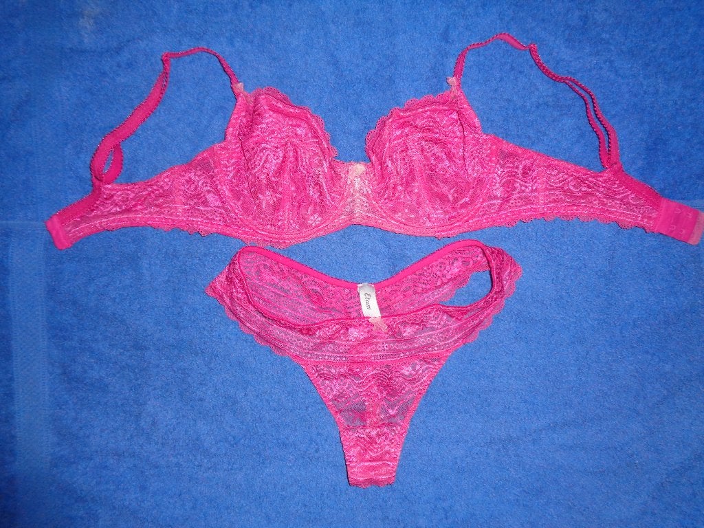 setje ETAM, Verzenden, Roze, Setje