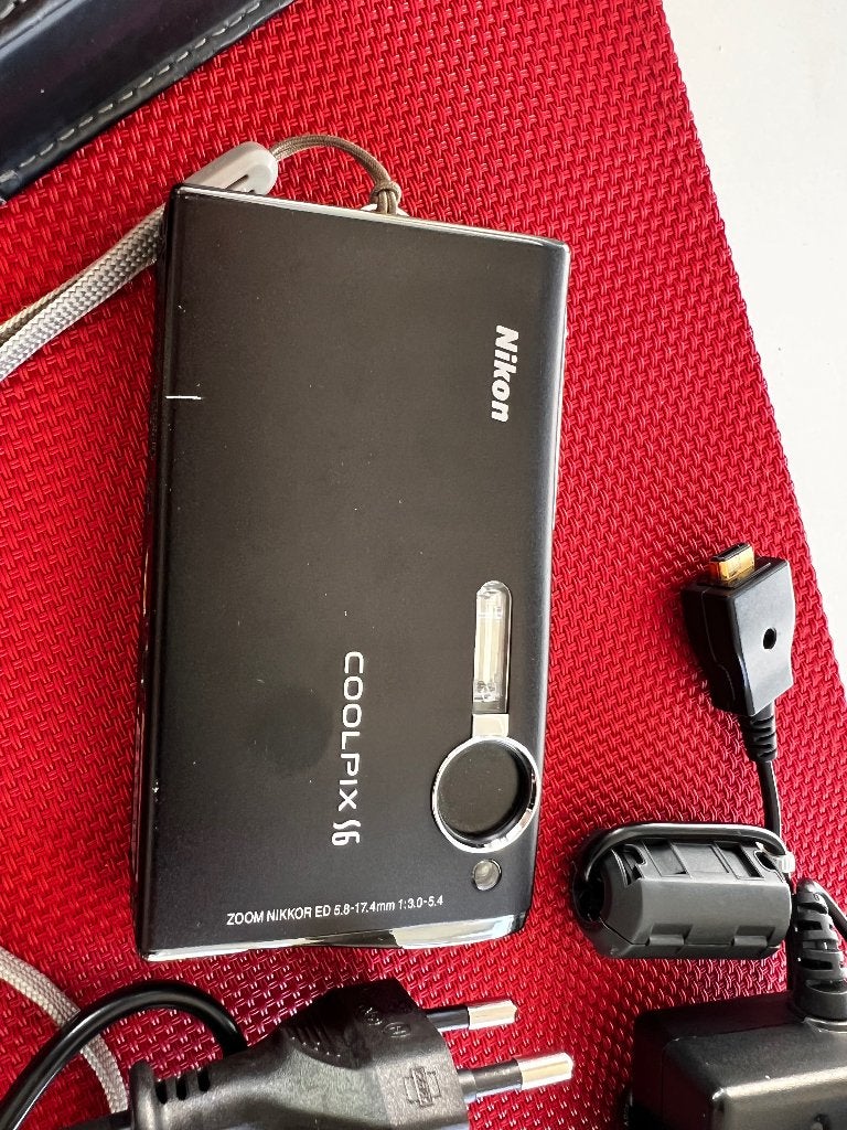 Nikon coolpix S6 camera, Audio, Tv en Foto, Fotocamera's Digitaal, Ingebouwde flitser, Verzenden, Draagriem, Zo goed als nieuw