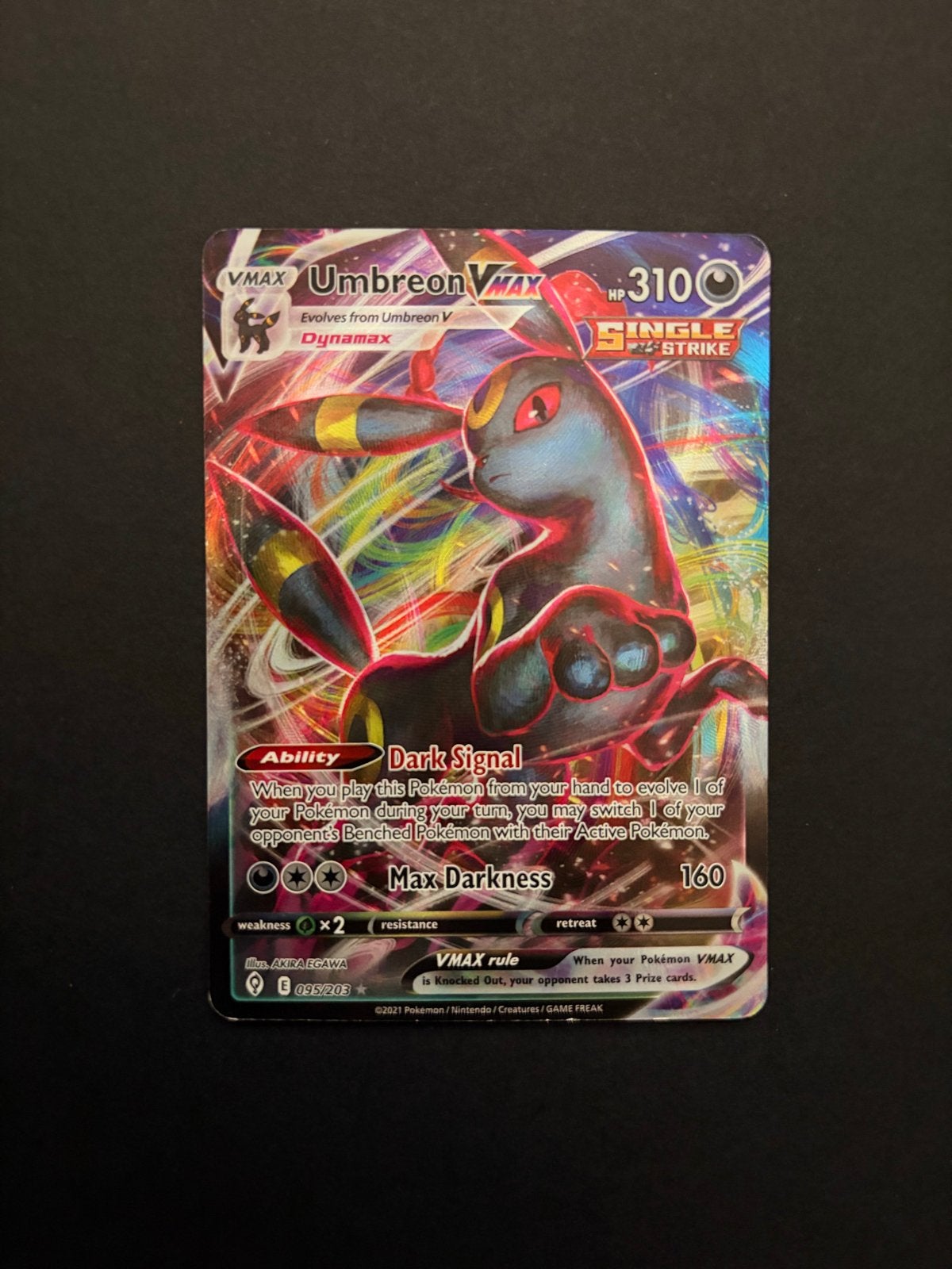 Umbreon VMAX Alt Art 215/203 Evolving Skies Pokémon Kaart, Hobby en Vrije tijd, Ophalen of Verzenden, Zo goed als nieuw, Losse kaart
