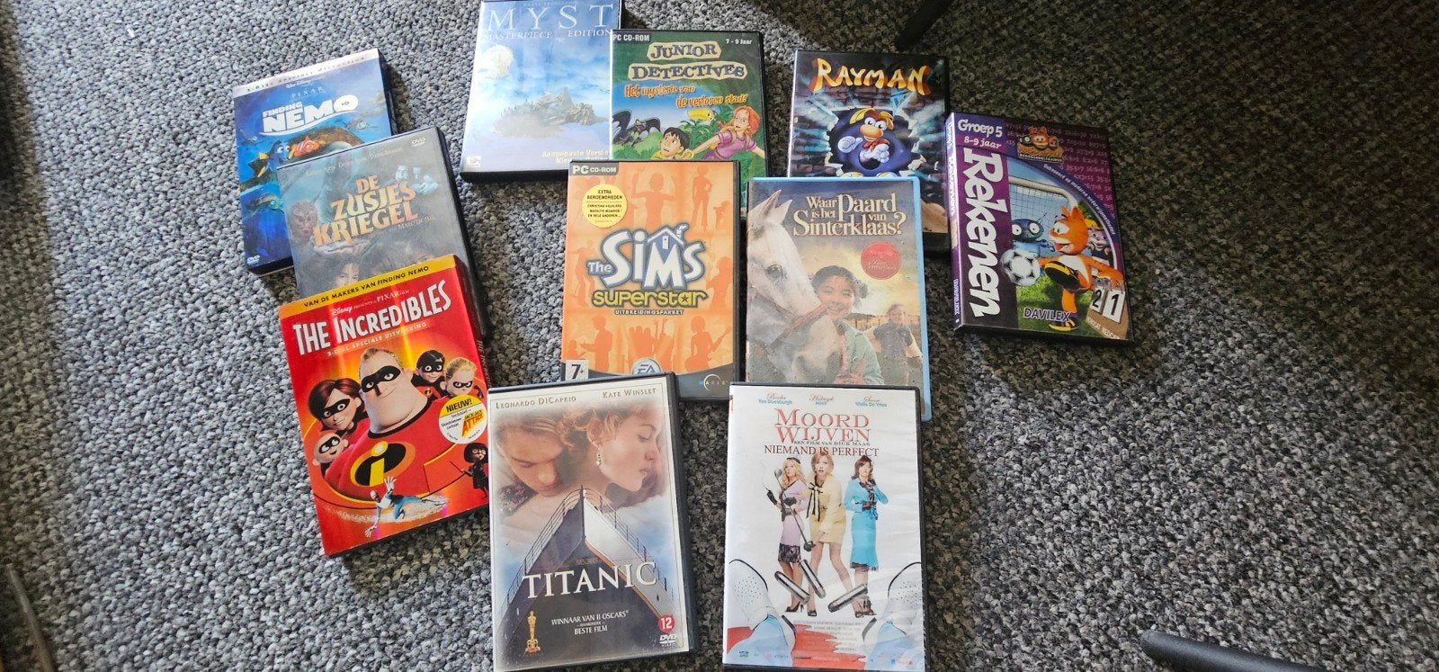 Diverse DVD's en PC-spellen: Finding Nemo, The Sims, Titanic, Ophalen, Gebruikt, Alle leeftijden, Nederlands