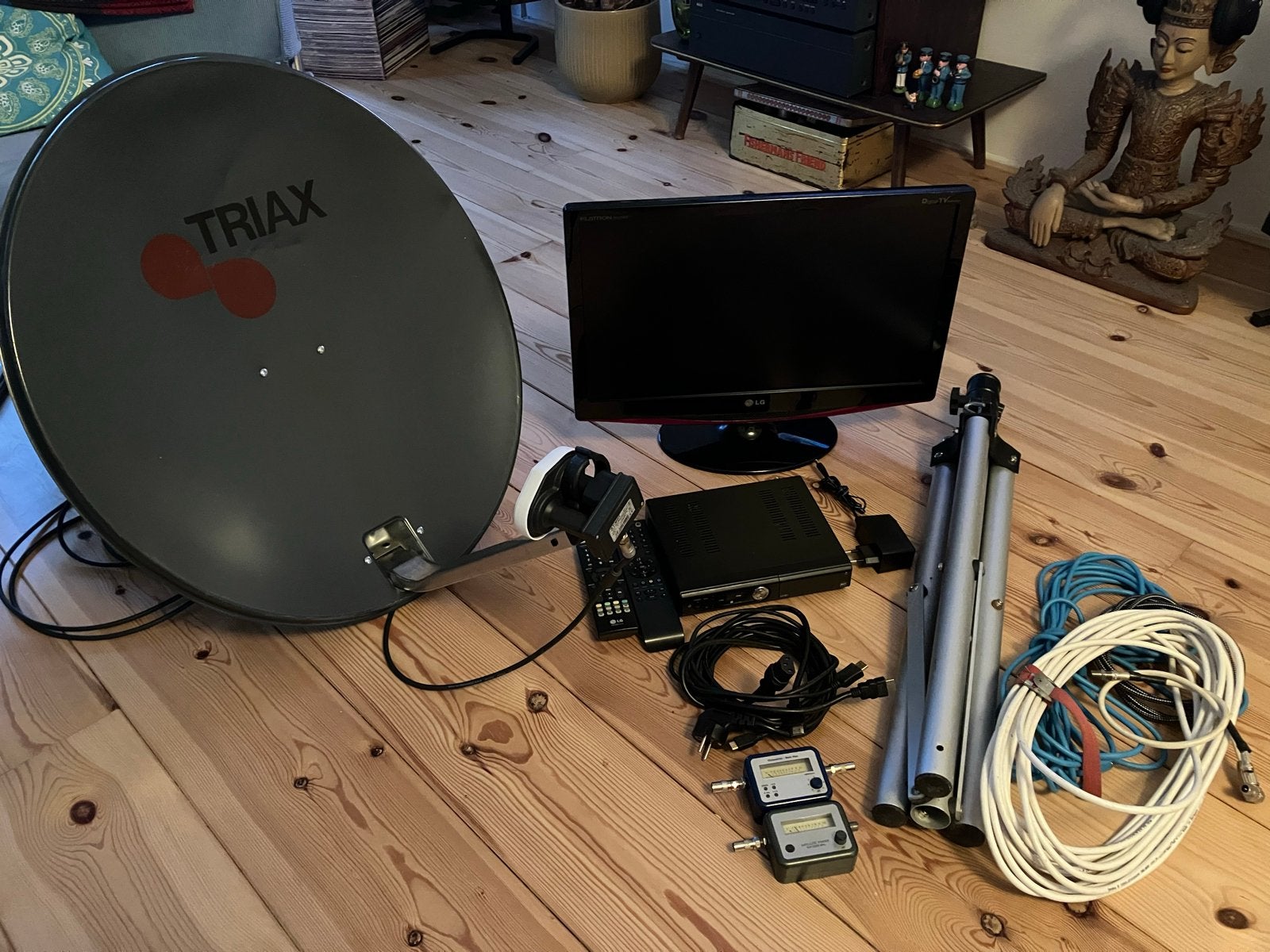 Complete schotelantenne set met TV en ontvanger, Audio, Tv en Foto, Ophalen, Gebruikt, (Schotel)antenne, Overige merken