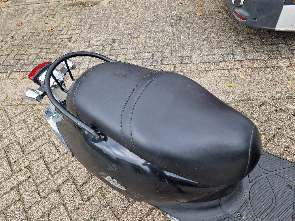 Zadel / buddyseat voor sym allo, Ophalen, Gebruikt, Zadel