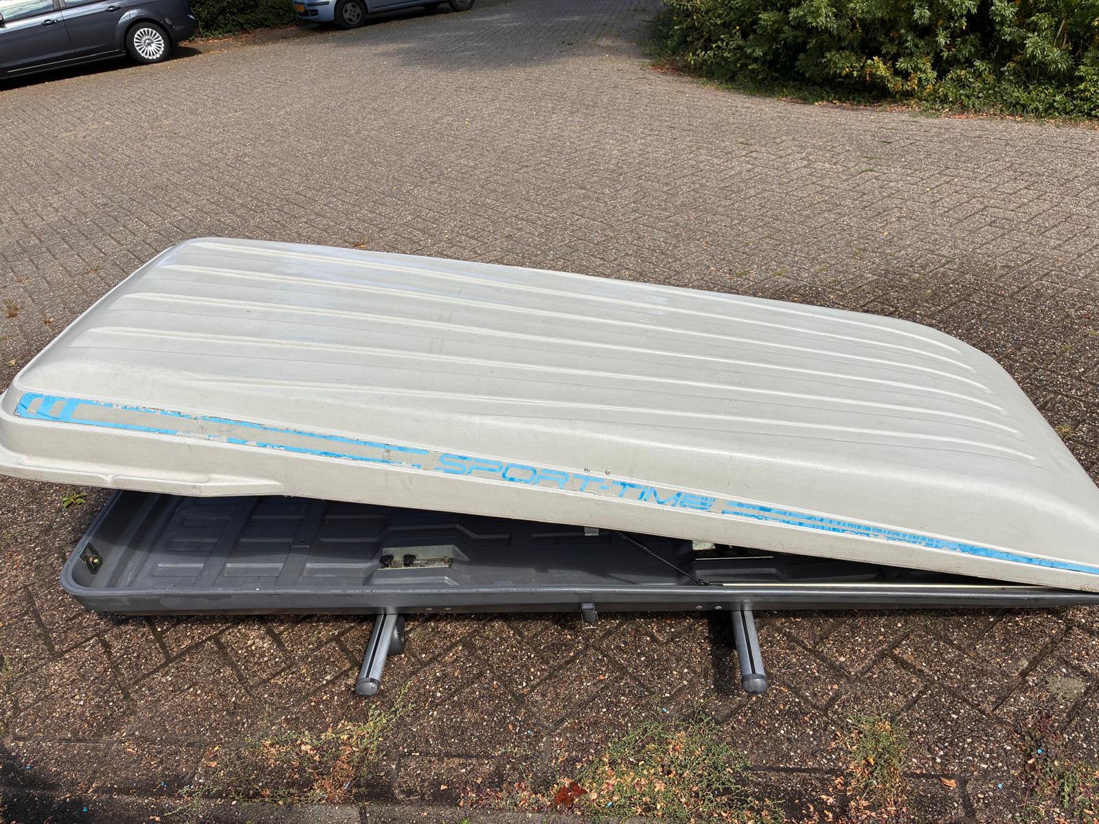 Sport-Time dakkoffer + Menabo Brio dakdragers, Ophalen, Gebruikt
