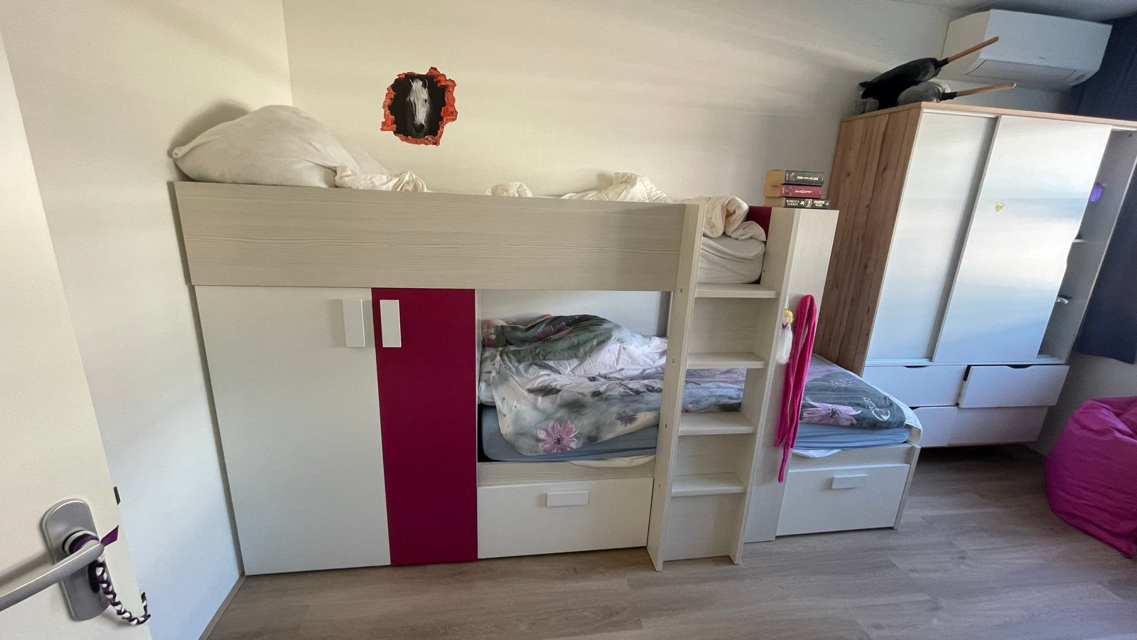 Stapelbed met kast, lades en boekenplank, Ophalen, Gebruikt, 90 cm, Eenpersoons