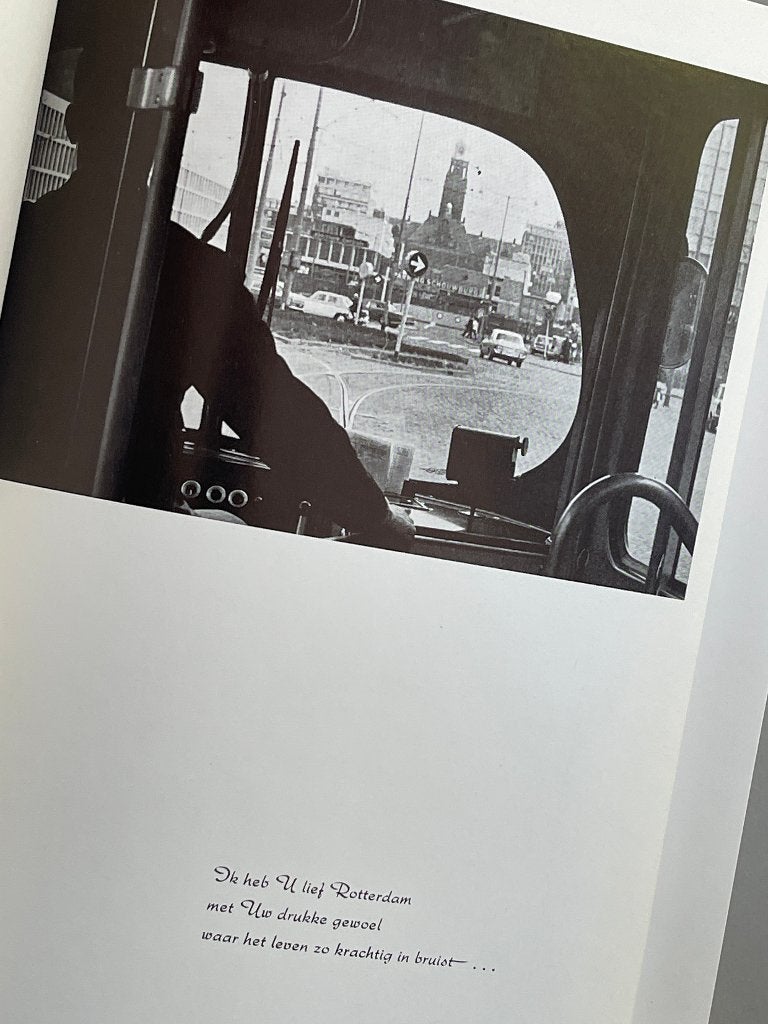 Rotterdam en zijn tram RET F.J. Zonneveld 1968, Verzamelen, Spoorwegen en Tramwegen, Ophalen of Verzenden, Zo goed als nieuw, Tram