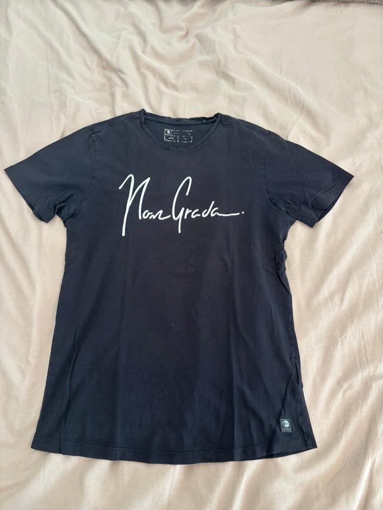Non Grada t-shirt zwart, Maat 48/50 (M), Zwart, Ophalen of Verzenden, Zo goed als nieuw