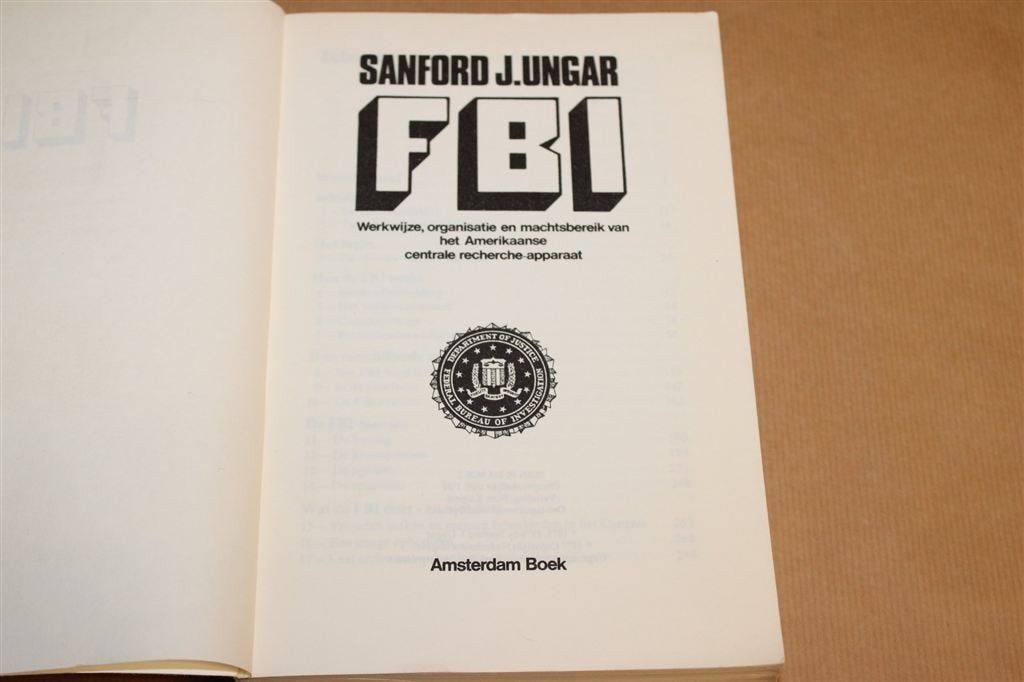 FBI — Werkwijze, Organisatie & Machtsbereik 1977, Ophalen of Verzenden, Gelezen, Nederland