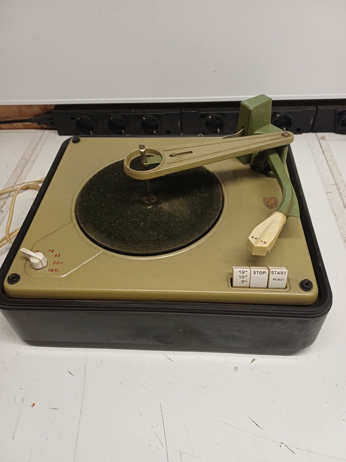 Philips AG 1114 platenwisselaar uit 1957 - Olijfgroen