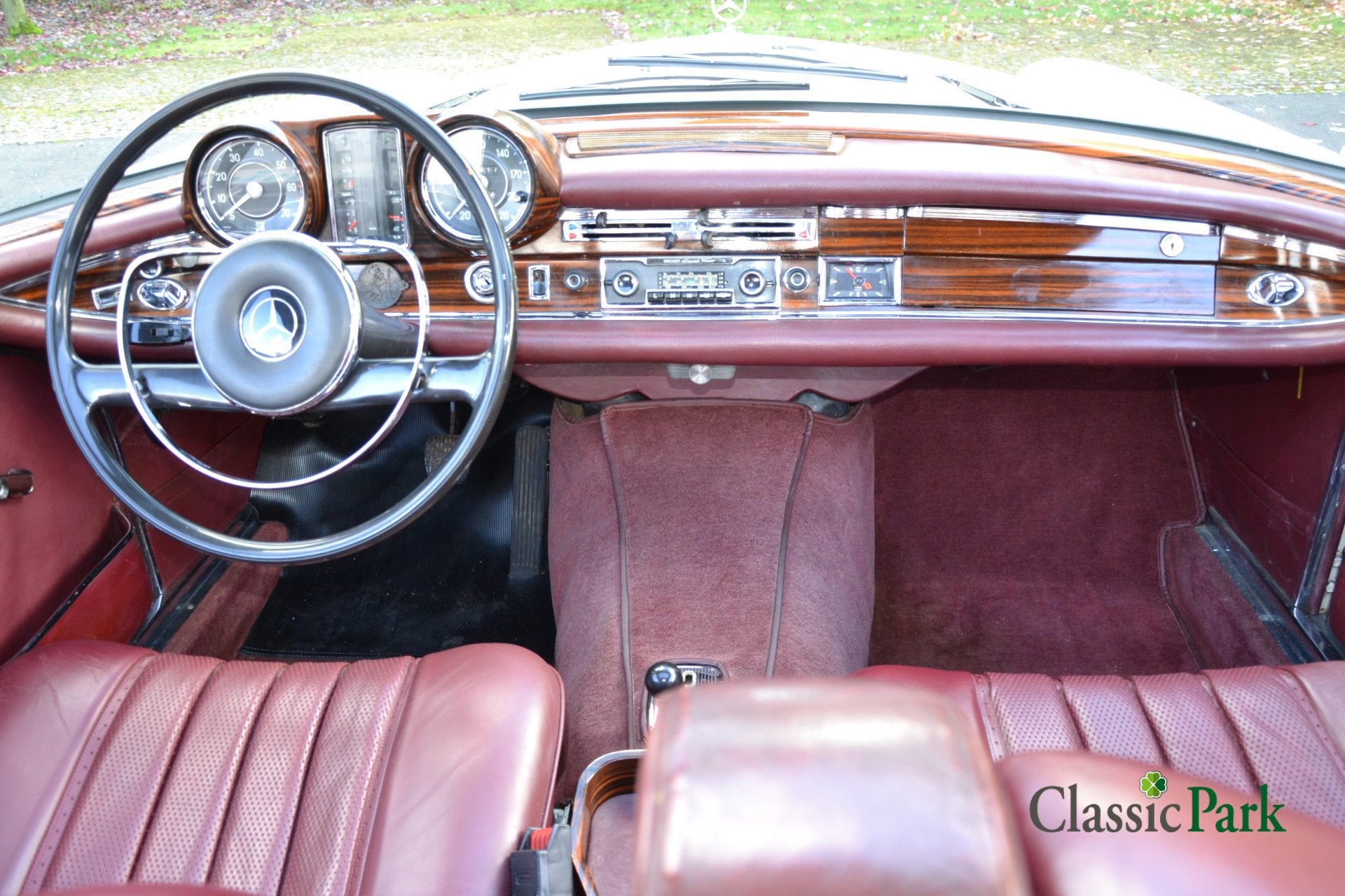 Mercedes-Benz 200-serie 250 SE Coupé (bj 1966, automaat), foto 12