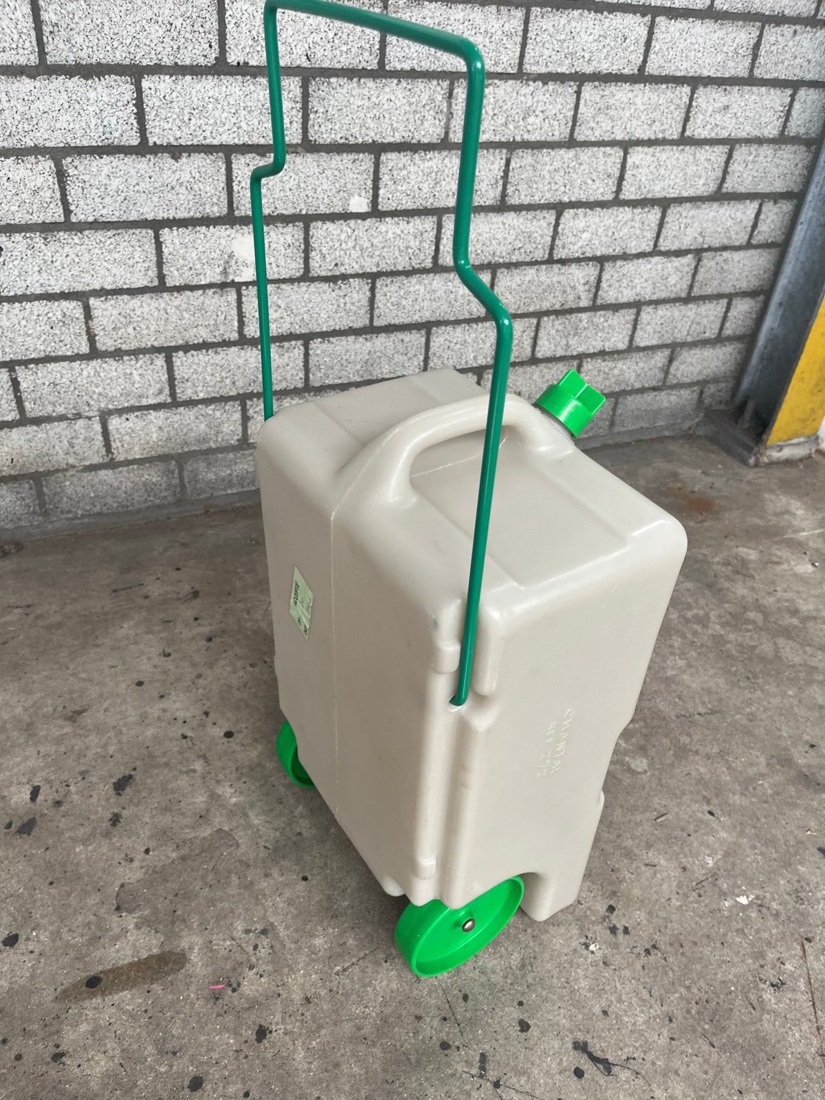 Grote verrijdbare vuilwatertank - Zo goed als nieuw, Ophalen of Verzenden, Zo goed als nieuw
