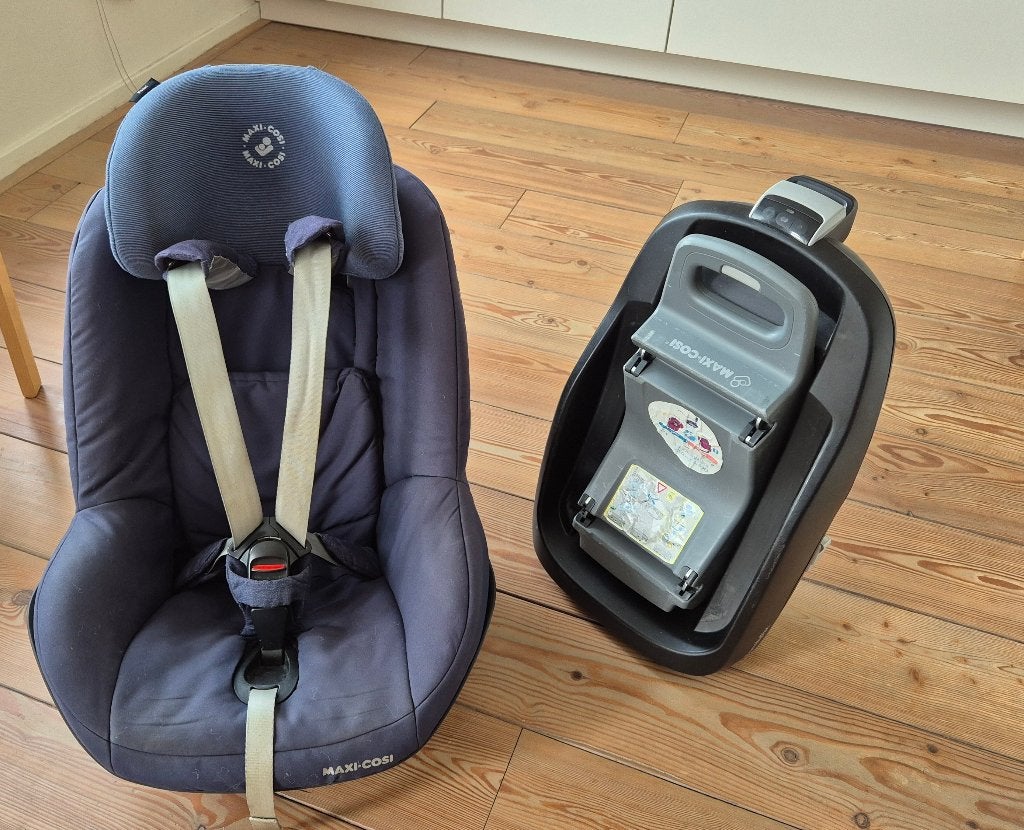 Autostoeltje met basis. Maxi-Cosi Pearl, Ophalen, Gebruikt, Verstelbare rugleuning, 9 t/m 18 kg
