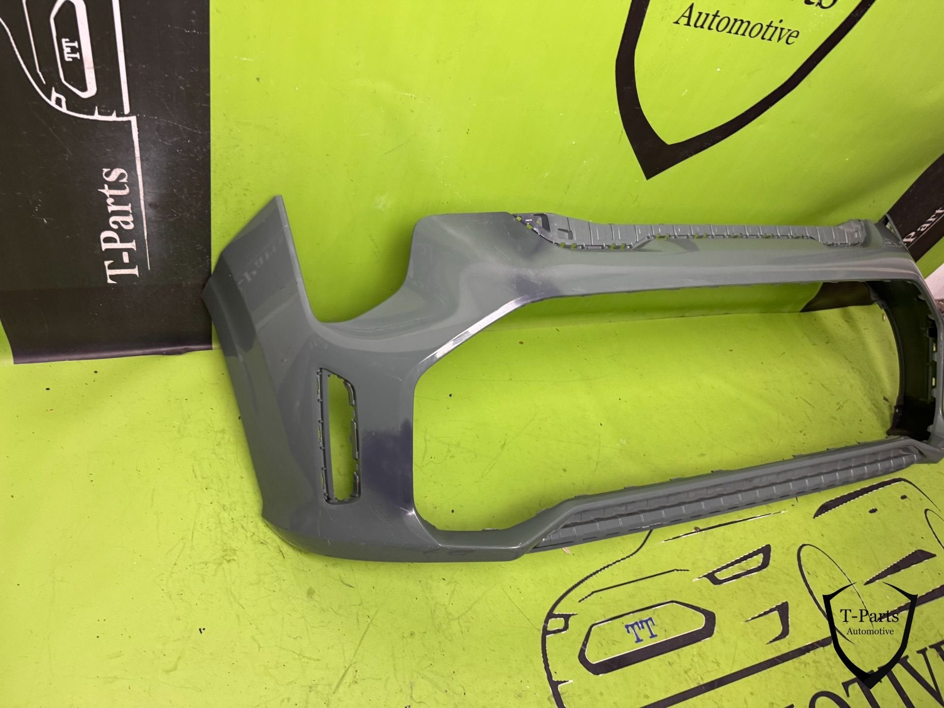 kia picanto GT voorbumper bumper 24+, Heolleung-ro 12
06797  Seoul, Ophalen of Verzenden, Bumper, Info@kia.com