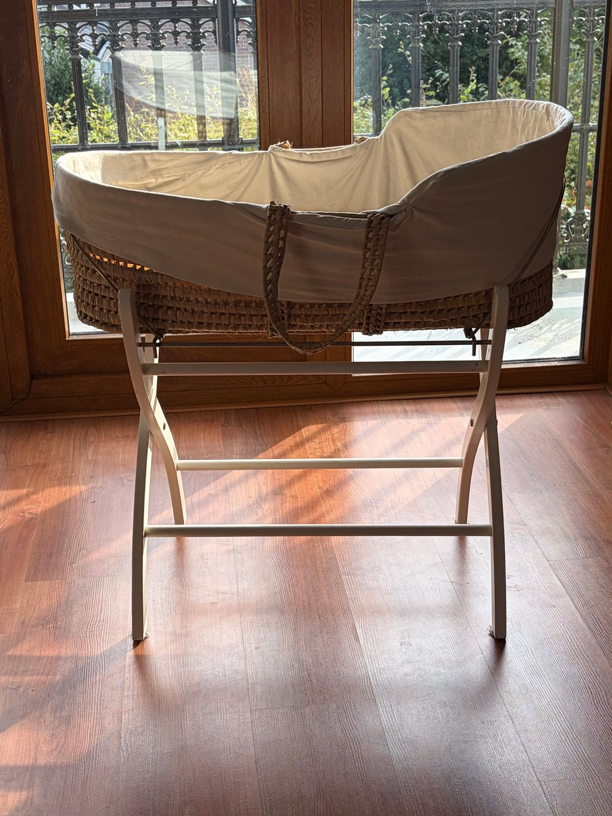 Baby wieg Mozes mandje met standaard, Kinderen en Baby's, Babywiegjes en Ledikanten, Ophalen, Gebruikt, Wieg