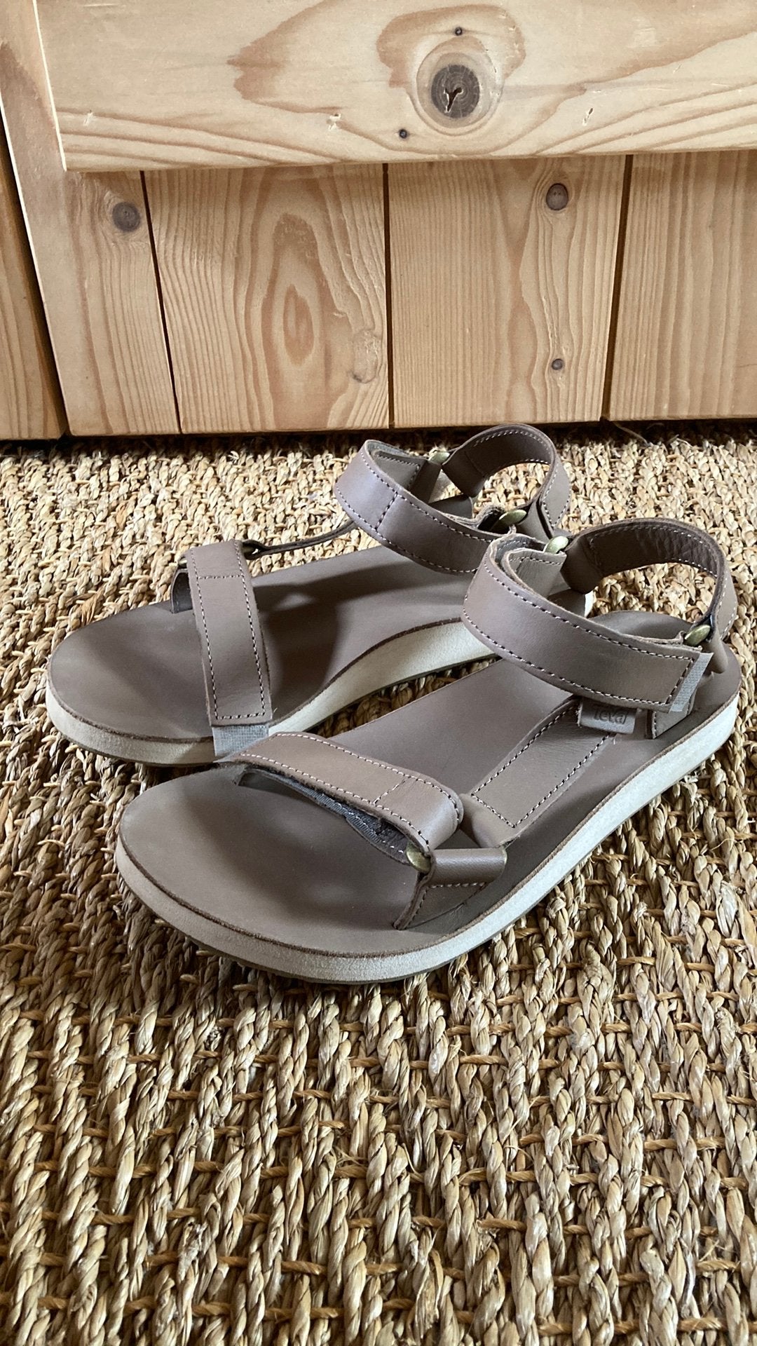 Teva sandaal bruin maat 36, Ophalen of Verzenden, Zo goed als nieuw, Jongen of Meisje, Overige typen