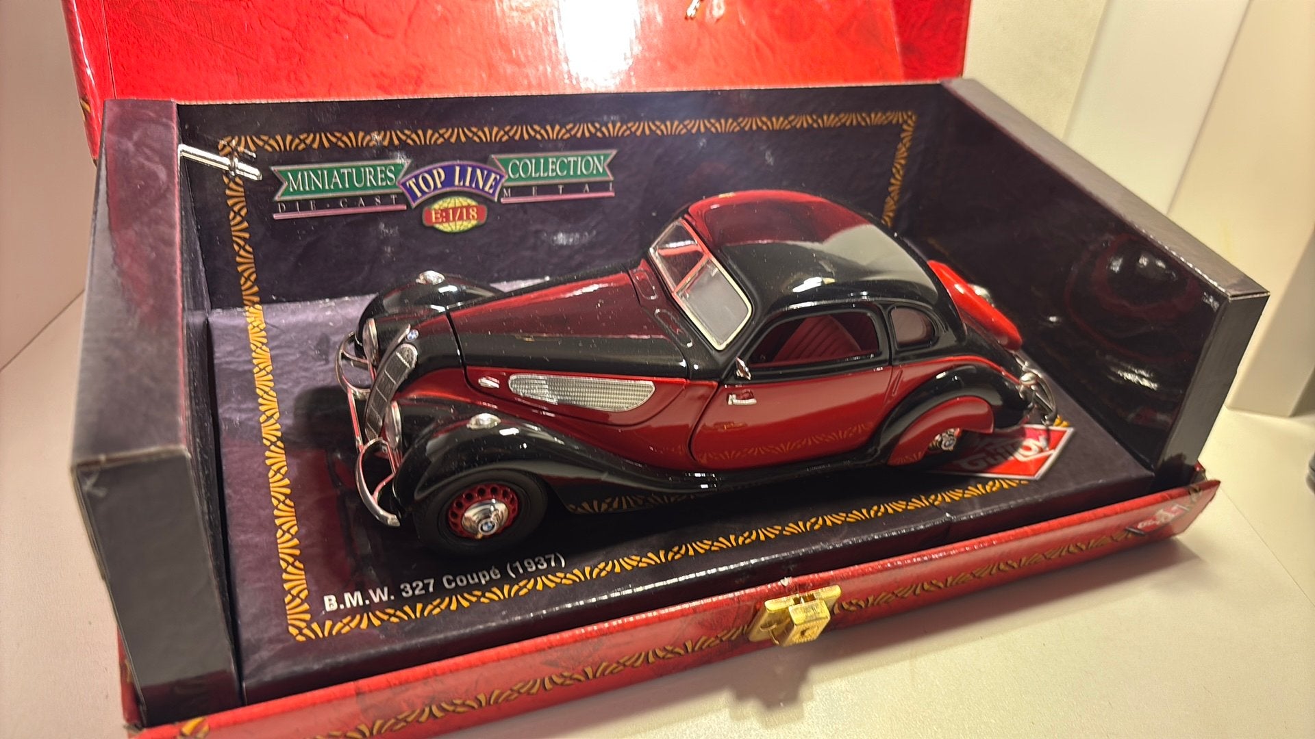 Bmw 327 coupe 1937 guiloy 1.18, Hobby en Vrije tijd, Modelauto's | 1:18, Overige merken, Ophalen of Verzenden, A, A