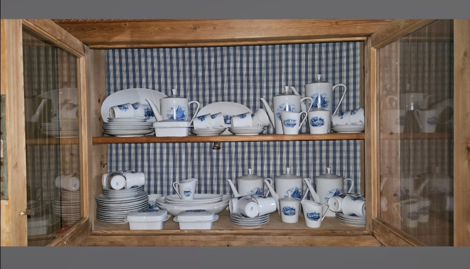 Remia servies, Antiek en Kunst, Antiek | Servies compleet, Ophalen