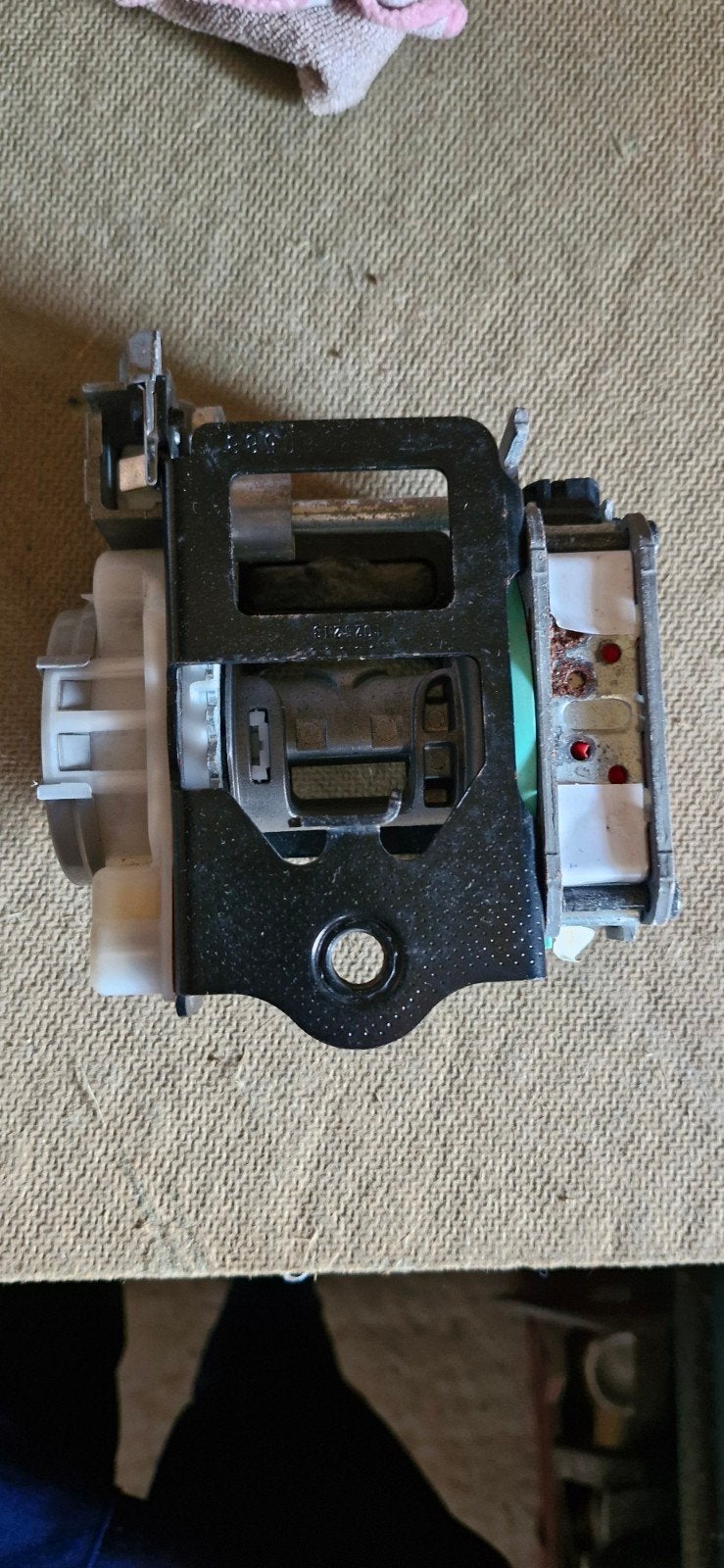 Audi a4 avant B8 gordelmechanisme, Ophalen of Verzenden, Gebruikt, Audi