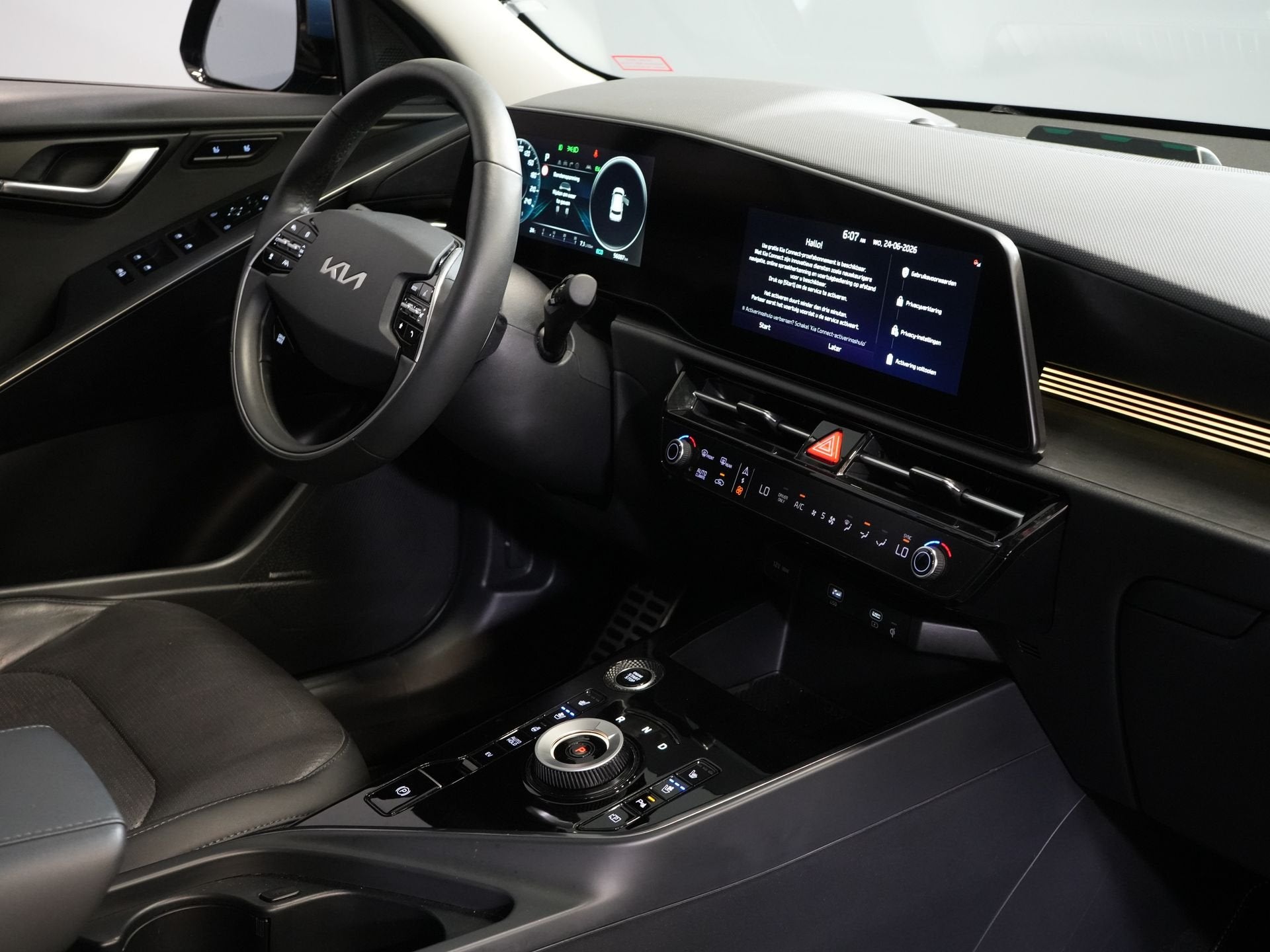 Kia Niro 1.6 GDi PHEV Executive Line Dealer Onderhouden/ Har, Gebruikt, Blauw, 180 min, Bedrijf