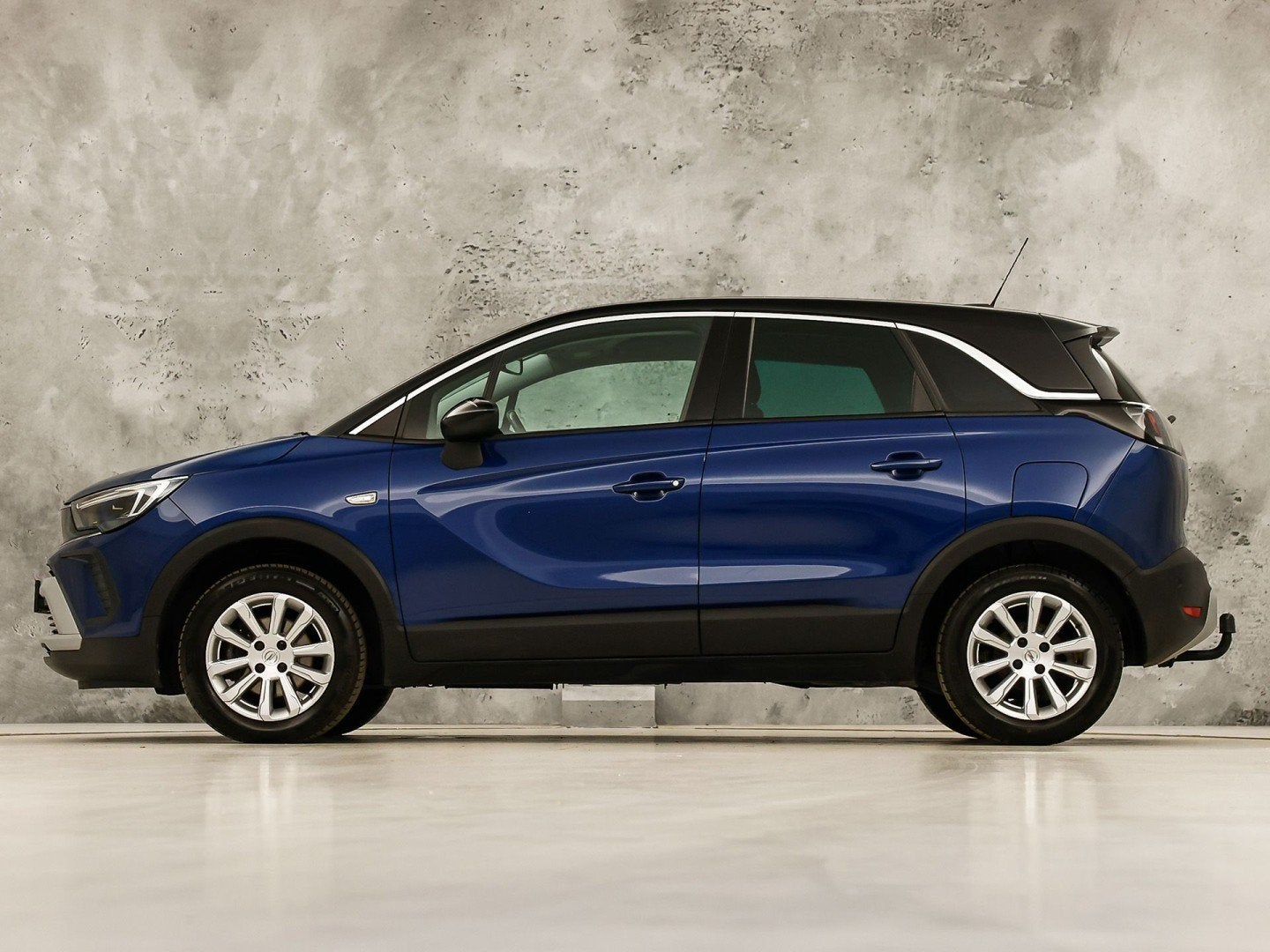 Opel Crossland 1.2 Turbo Elegance (APPLE CARPLAY, GROOT NAVI, Auto's, Voorwielaandrijving, 12 maanden, Gebruikt, 1199 cc