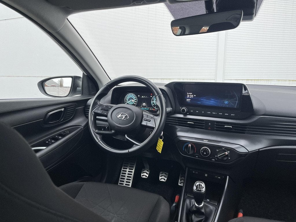 Hyundai Bayon 1.0 T-GDI Comfort Smart / Vaste trekhaak / cru, Voorwielaandrijving, Gebruikt, Euro 6, 1095 kg