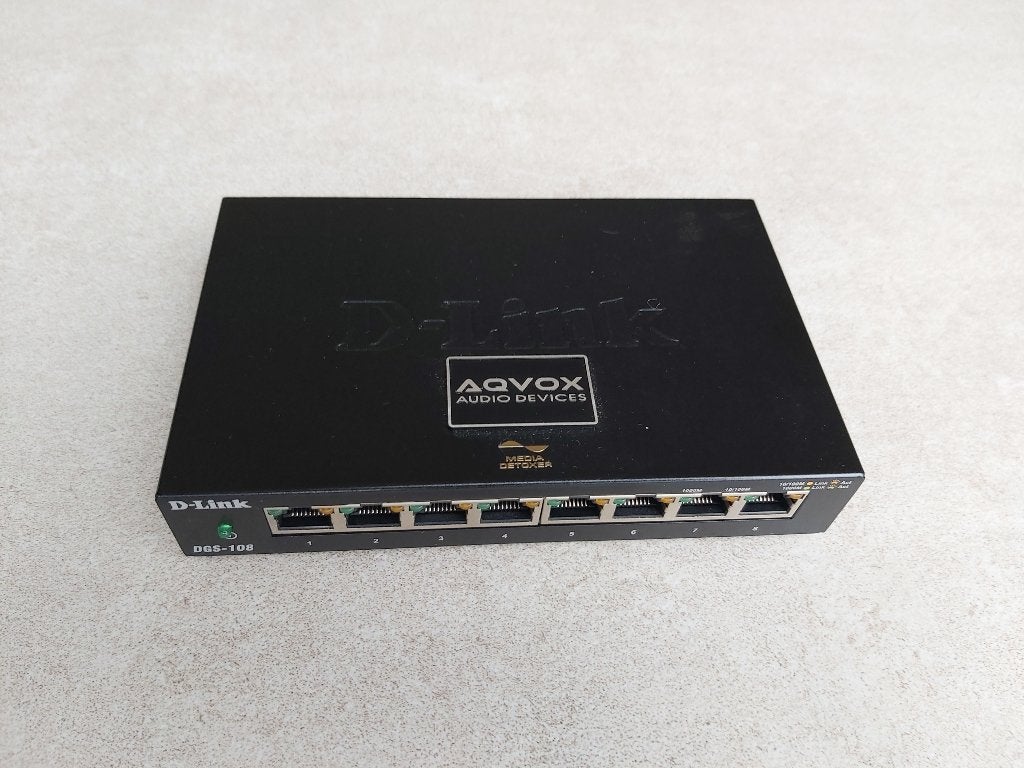 AQVOX AQ-Switch-8 Special Edition audiofiele networkswitch, Ophalen of Verzenden, Gebruikt