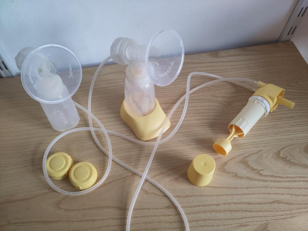Medela Lactina borstkolf voor huurpomp het ziekenhuis, Ophalen of Verzenden, Gebruikt, Borstkolf