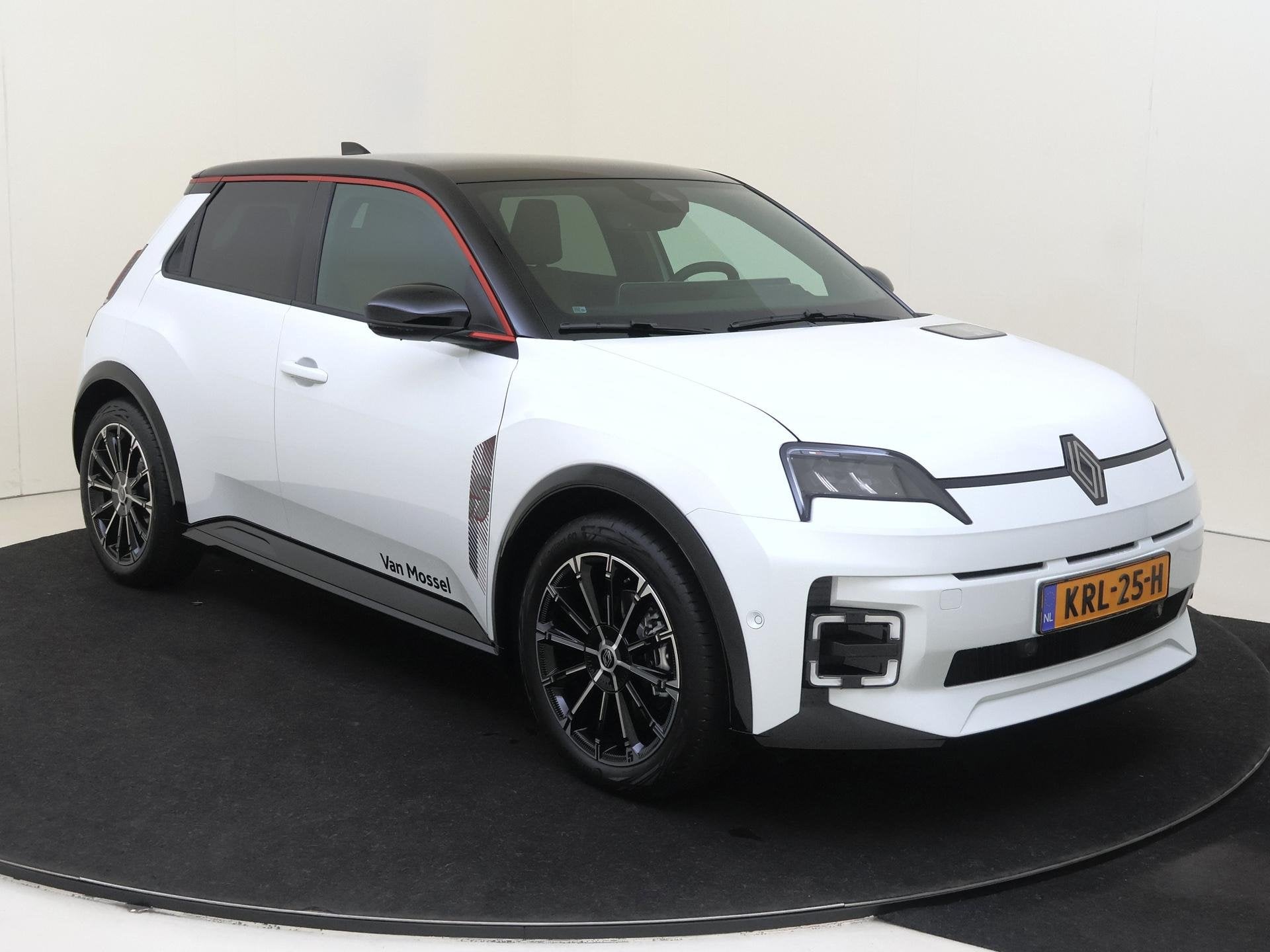 Renault 5 urban range iconic cinq 40 kWh | Navigatie | Harma, Auto's, Dealer onderhouden, Stof, Origineel Nederlands, Te koop