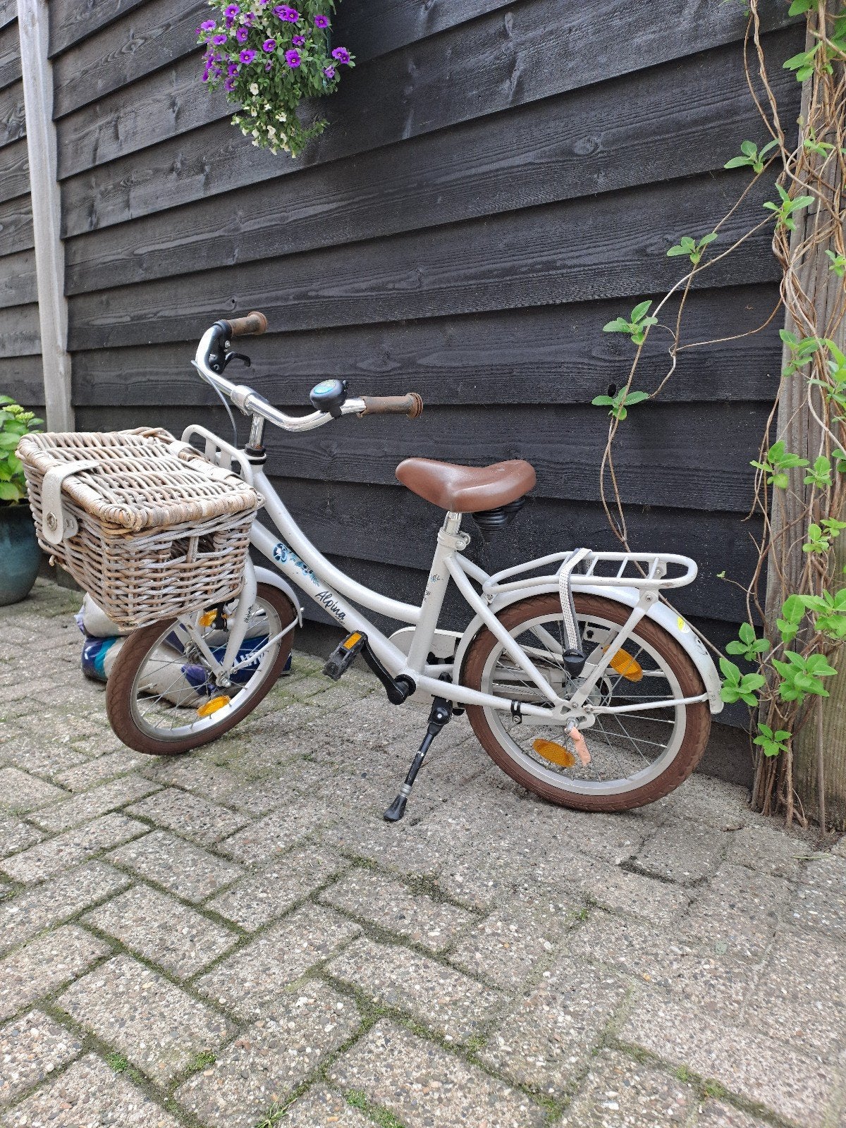 Meisjesfiets 3 tot 6 jaar met mand, Ophalen, Gebruikt, 16 inch