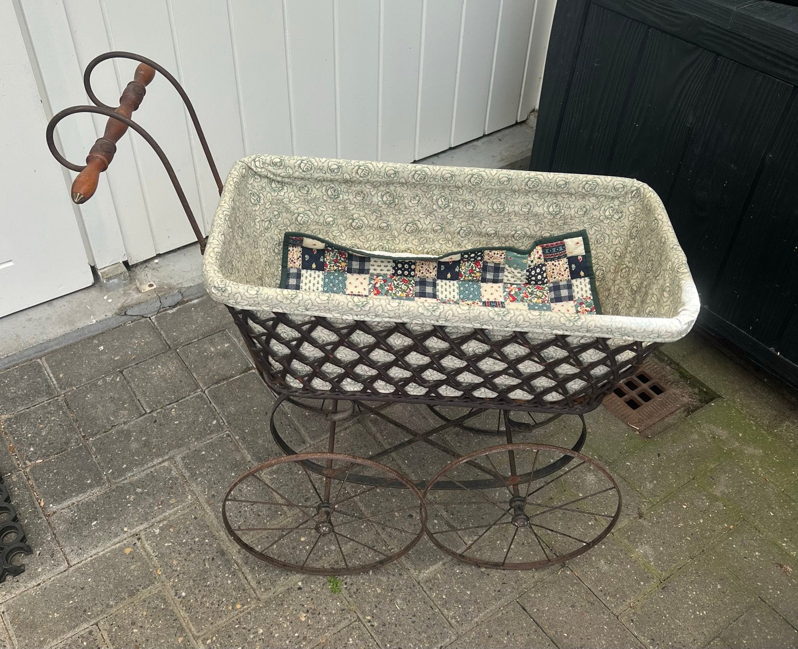 Vintage Poppenwagen | Ijzer & Hout | Brocante Tuin Deco, Antiek en Kunst, Ophalen