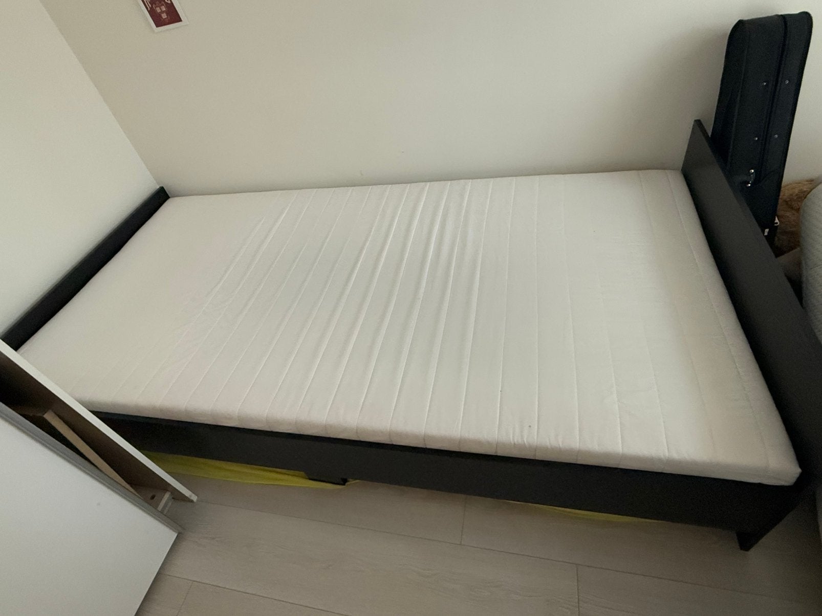 Bed inclusief matras, Ophalen of Verzenden, Zo goed als nieuw, Eenpersoons