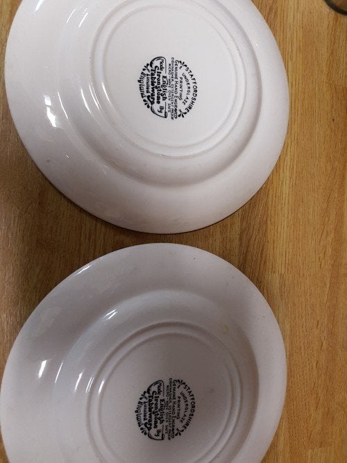 ironstone staffortshire borden 2 x, Huis en Inrichting, Keuken | Servies, Ophalen of Verzenden, 'T Olde Gre-j, Info@toldegrej.nl