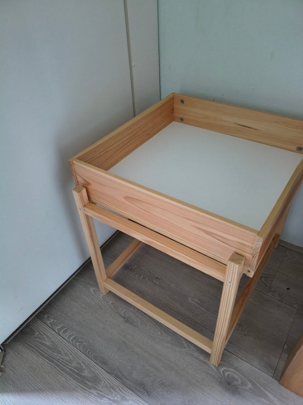 Mooie houten Ikea plantentafel - 53x50 cm, Minder dan 55 cm, Nieuw, Ikea, Modern, Rechthoekig