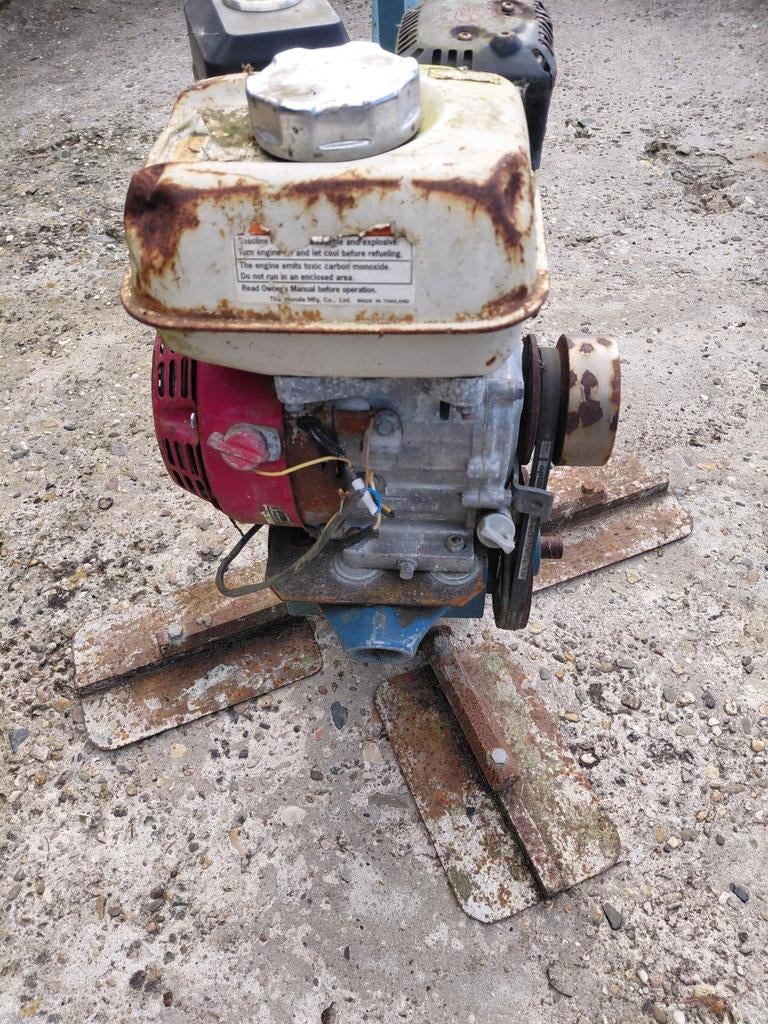 Vlindermachine, Ophalen, Gebruikt, Benzinemotor, 1800 rpm of meer