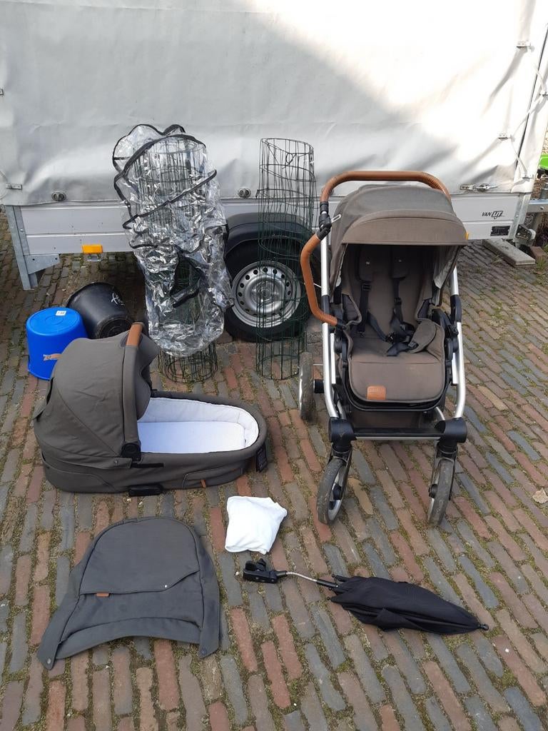 Mutsy Nio kinderwagen groen, Ophalen, Gebruikt, Mutsy
