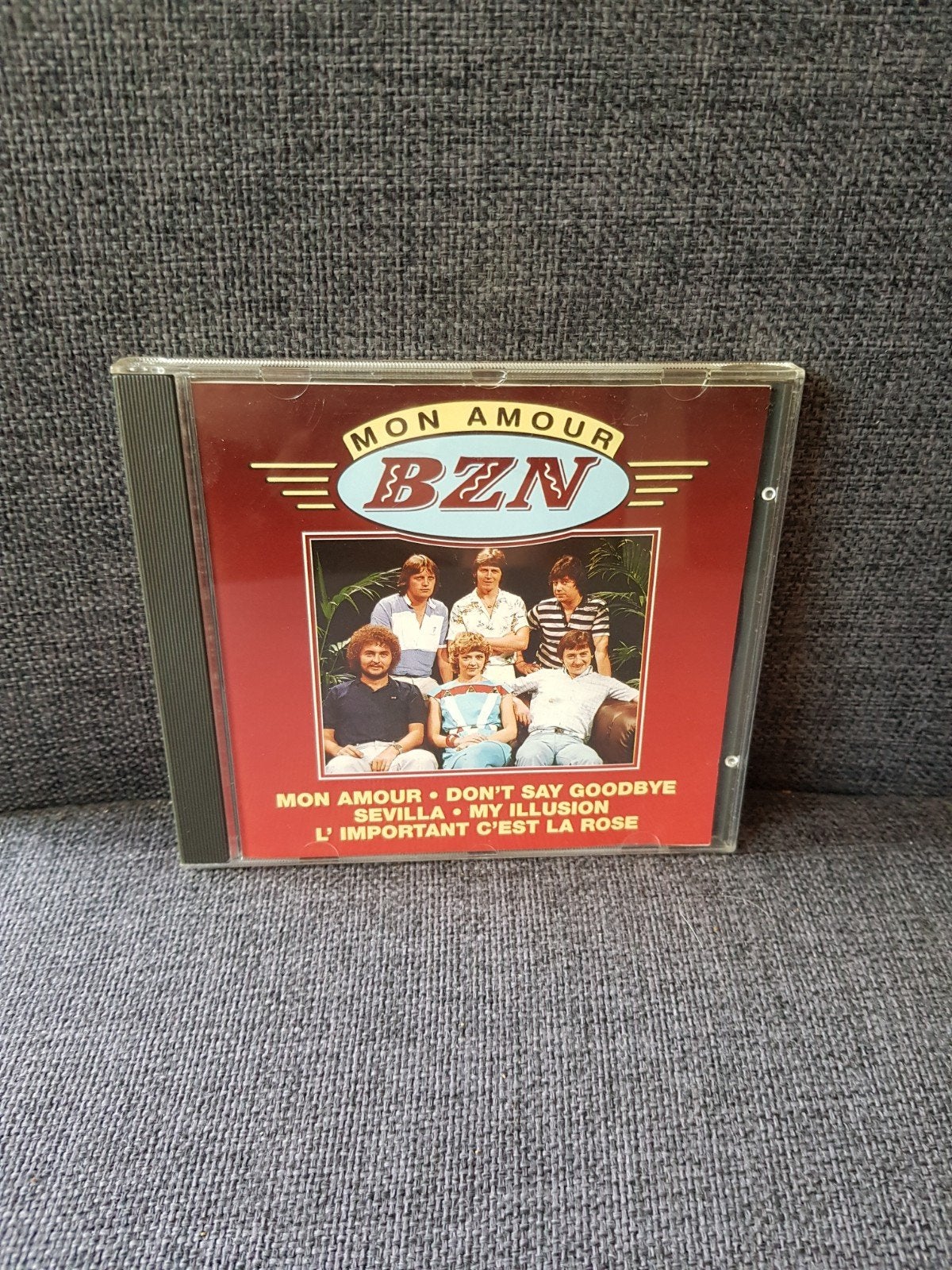 BZN - Mon amour, Verzenden
