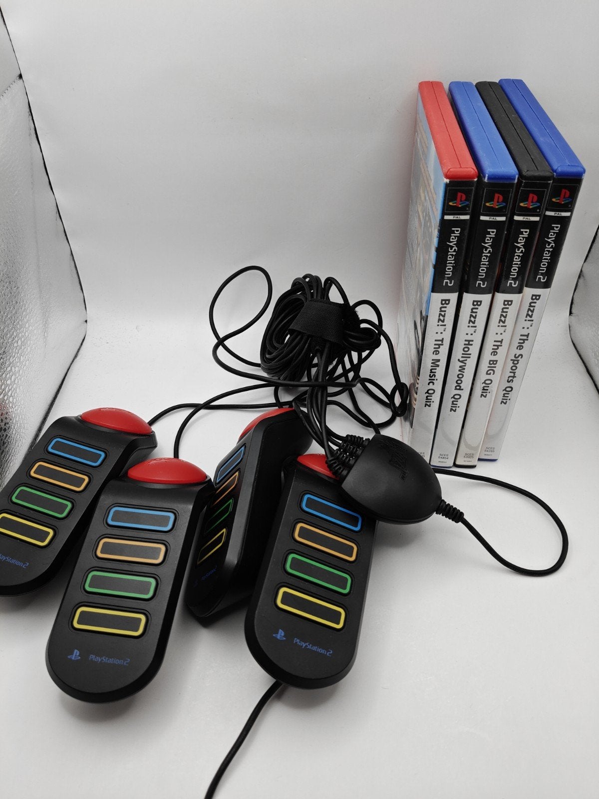 Buzz! Pakket met buzzers PS2, Puzzel en Educatief, Gebruikt, 10 Great Marlborough Street, London, W1F 7LP, UK, Sony Computer Entertainment