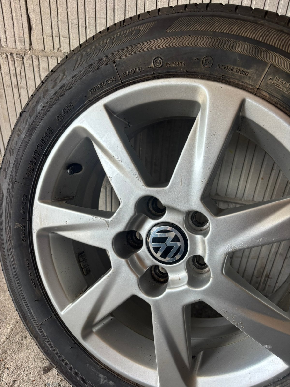 Velgen met originelezomerbanden  Ve polo Golf, seat skoda, Auto-onderdelen, Banden en Velgen, Gebruikt, 15 inch, Banden en Velgen