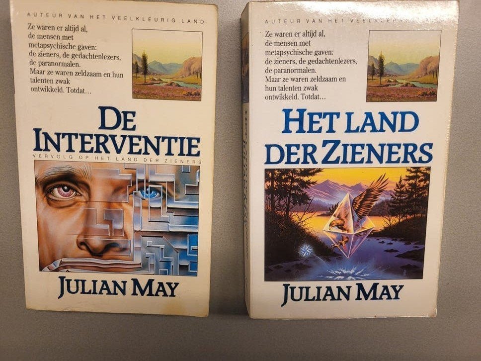 Het Land der Zieners & De Interventie - Julian May -2 boeken, Ophalen of Verzenden, Gelezen, Julian May